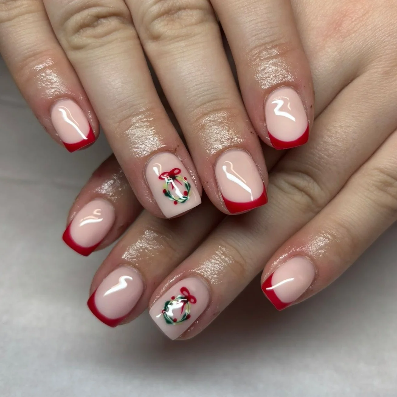 Tis&rsquo; the season 💗

Festive BIAB (Builder Gel Nails)

#biab #tgb #rochesternails #rochester #kentnails