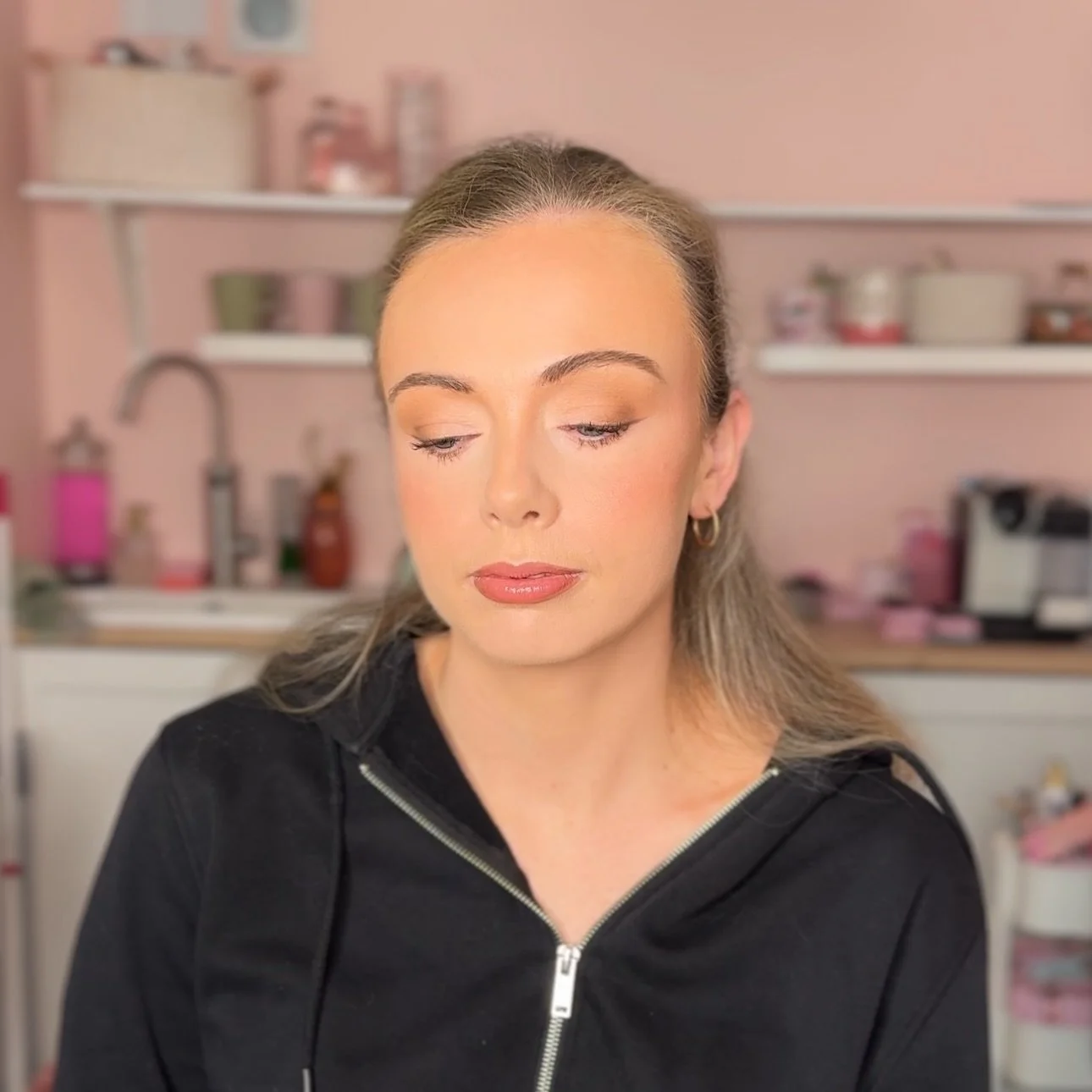 Soft Glam 🤎

sometimes the subtle looks make the eyes pop the most 🩵

#kentmua #makeupartist #softglam #rochester #hmua