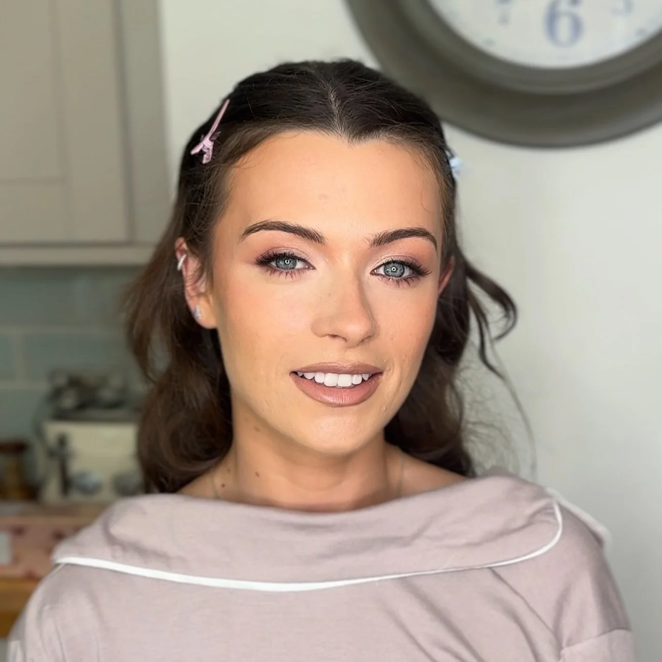 Weekday Wedding Glam ✨

Always a pleasure doing bridal, but definitely special that this client came to me for makeup before I even had the salon! 

Bridal season is definitely underway and as always I&rsquo;m excited for all my brides to come this y