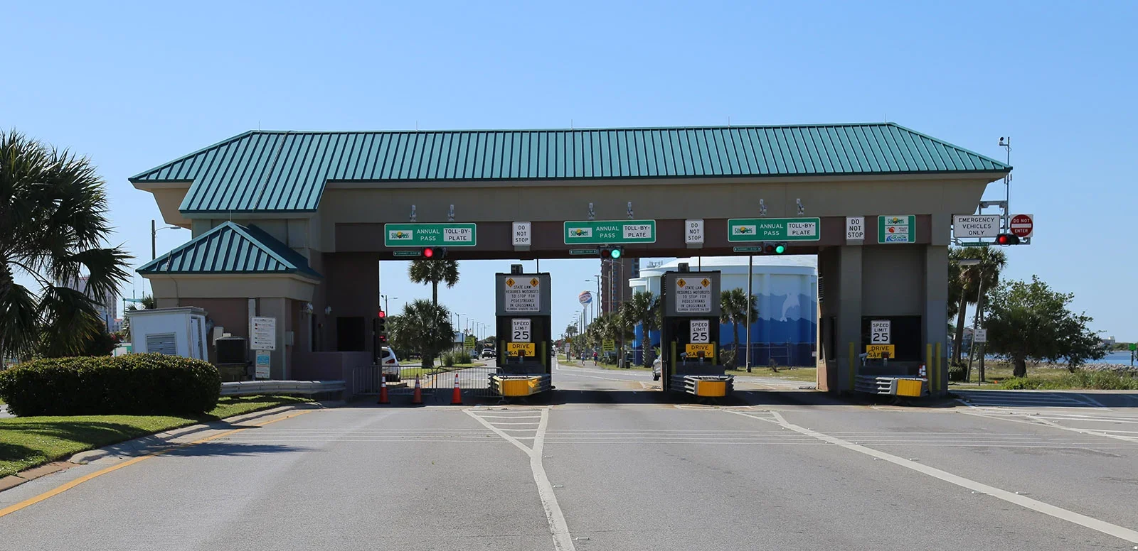 Pensacola Beach Gateway Construction Paused for Memorial Day Weekend
