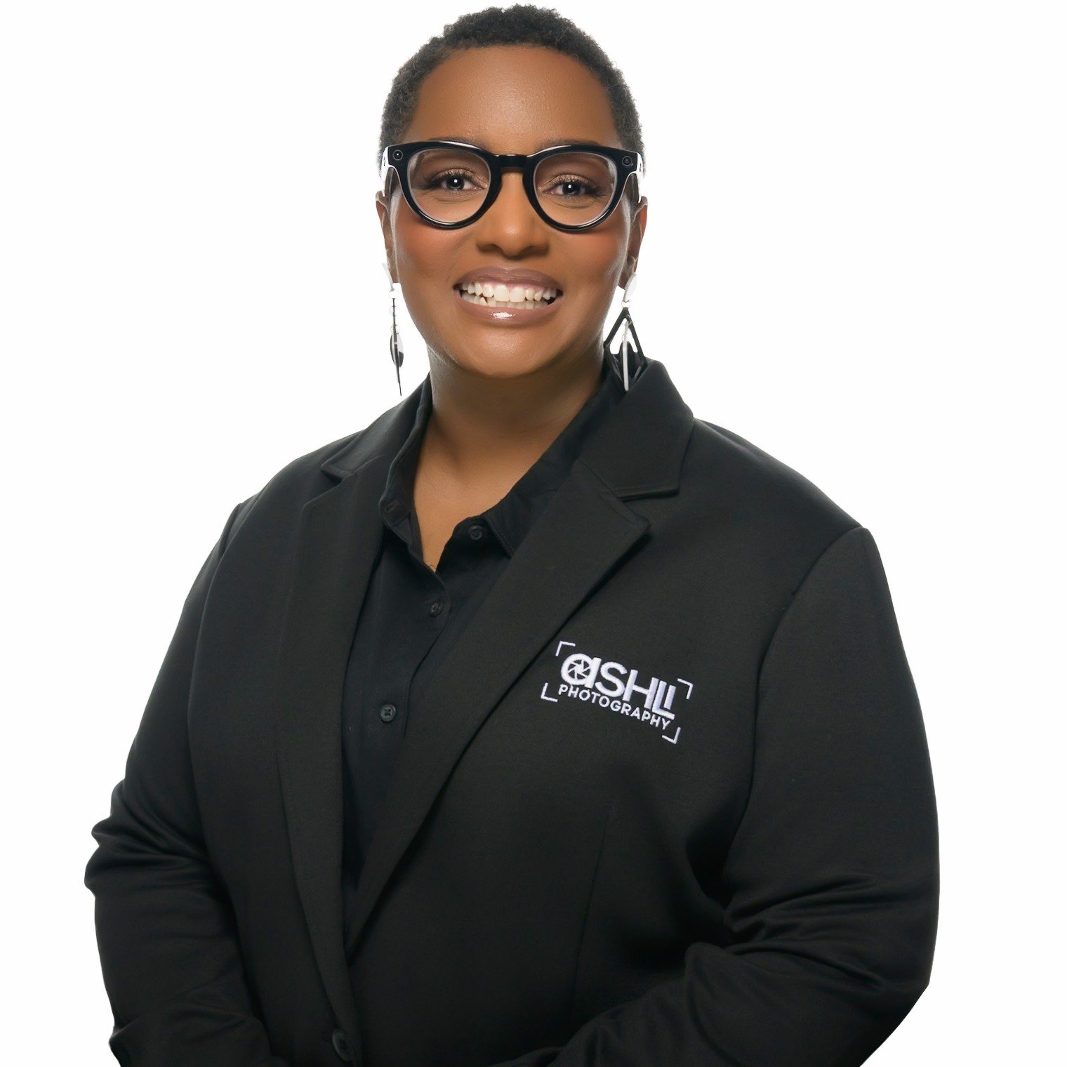 Sometimes you just wake up and purchase accessories, get your hair cut, get your makeup done, and take headshots 🤣 (I wish it was that easy)

Sharing my most recent and incredibly fun photoshoot with the world. My photography "assistant" i