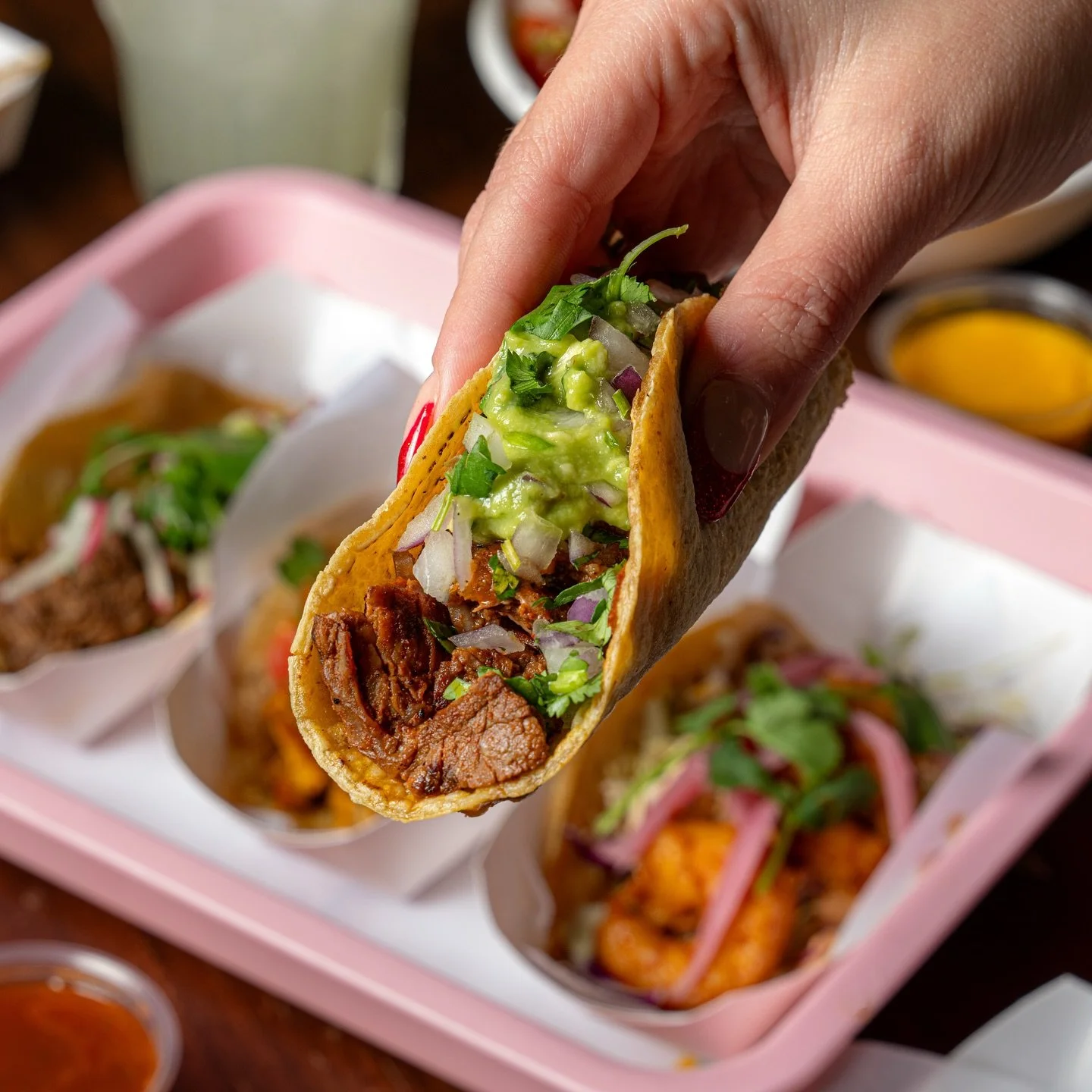 Taco Tuesday is calling&hellip; and all your favorites are right here 😏💋 
Whether you&rsquo;re craving tiny tacos, dirty fries, wings, or that 
tortilla-crust pizza you can&rsquo;t stop thinking about. We&rsquo;ve got you.

Order in tonight on Uber