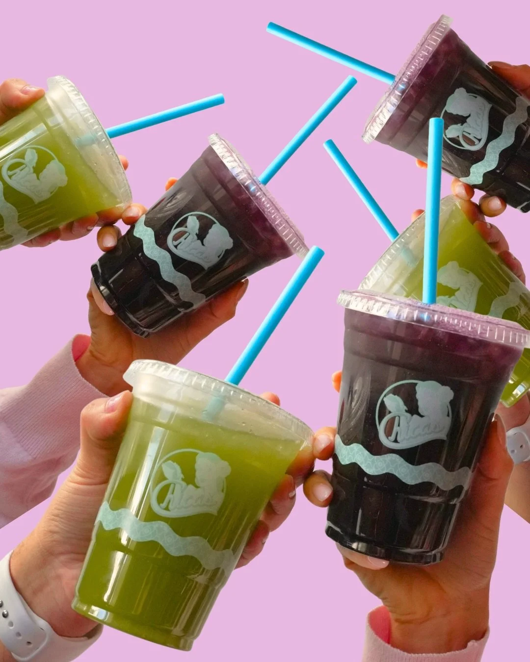 Don&rsquo;t forget the agua fresca this Taco Tuesday 💦🌮 
Sweet, refreshing, and the perfect match for your tacos or switch it up and pair your order with a margarita or beer from @allseasonbrewing 😏🍹🍺

However you sip it, just don&rsquo;t skip t