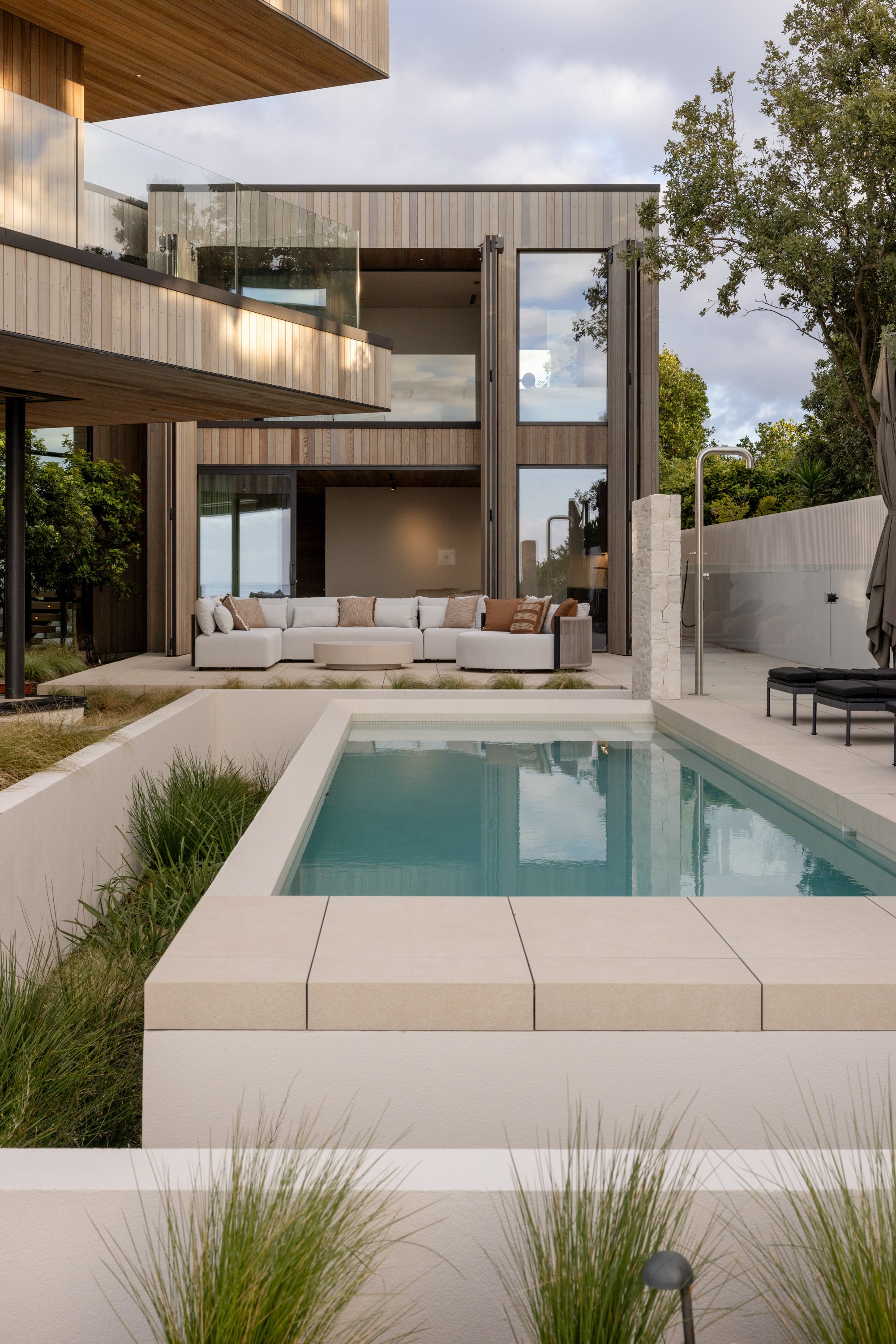 the-retreat-papamoa-pool-02.jpg