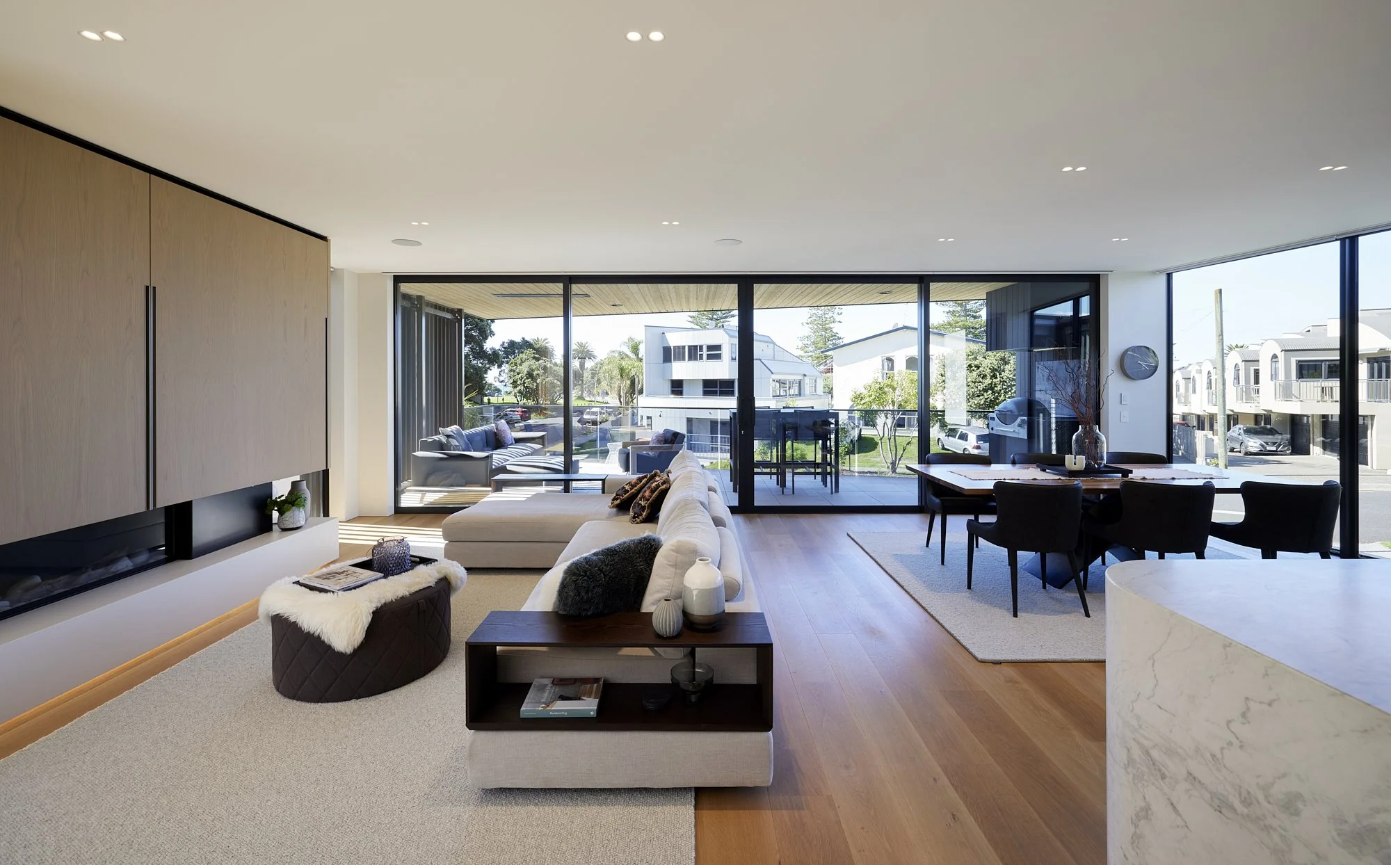 hillside-mount-maunganui-living-room-3.jpg
