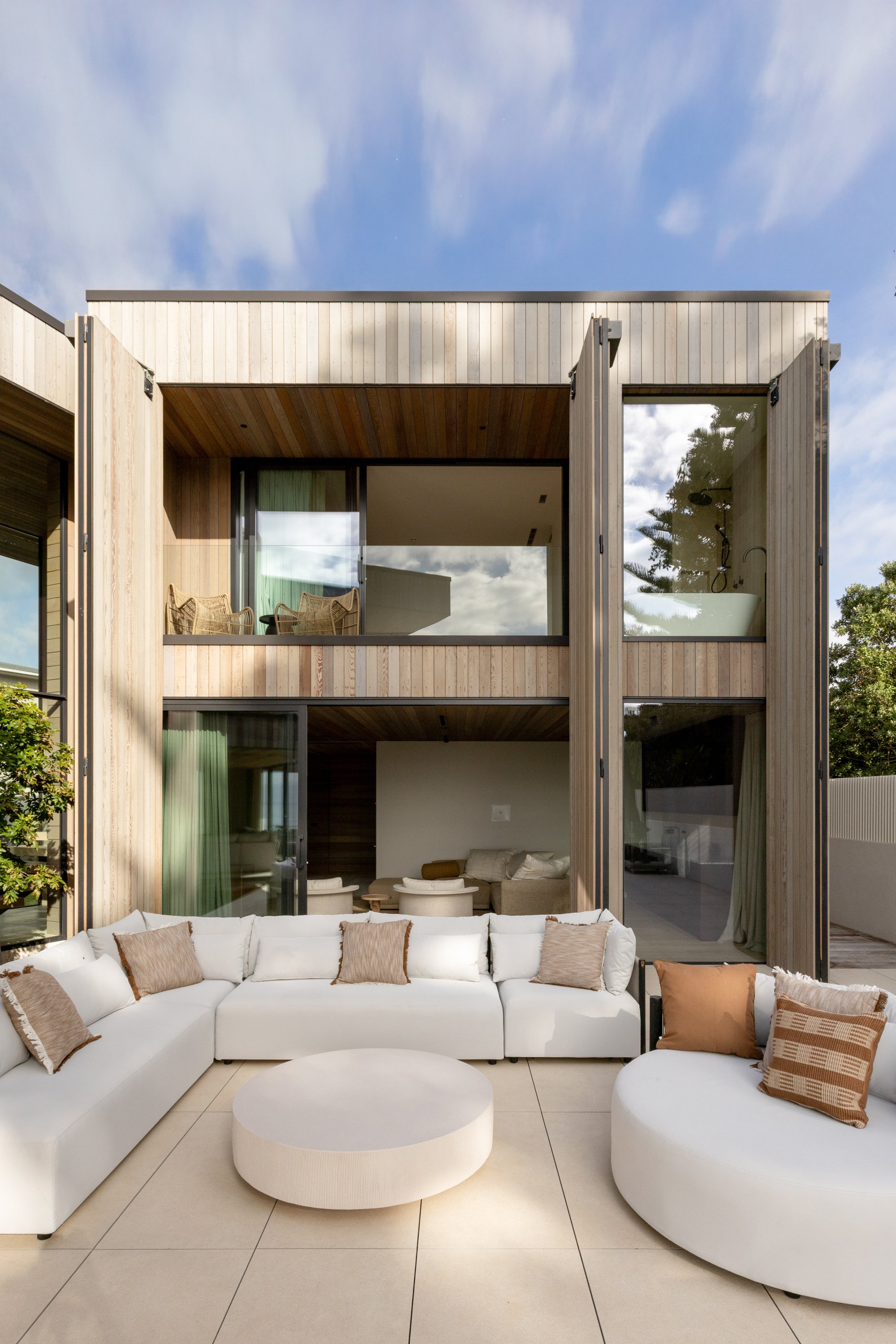 the-retreat-papamoa-outdoor-04.jpg