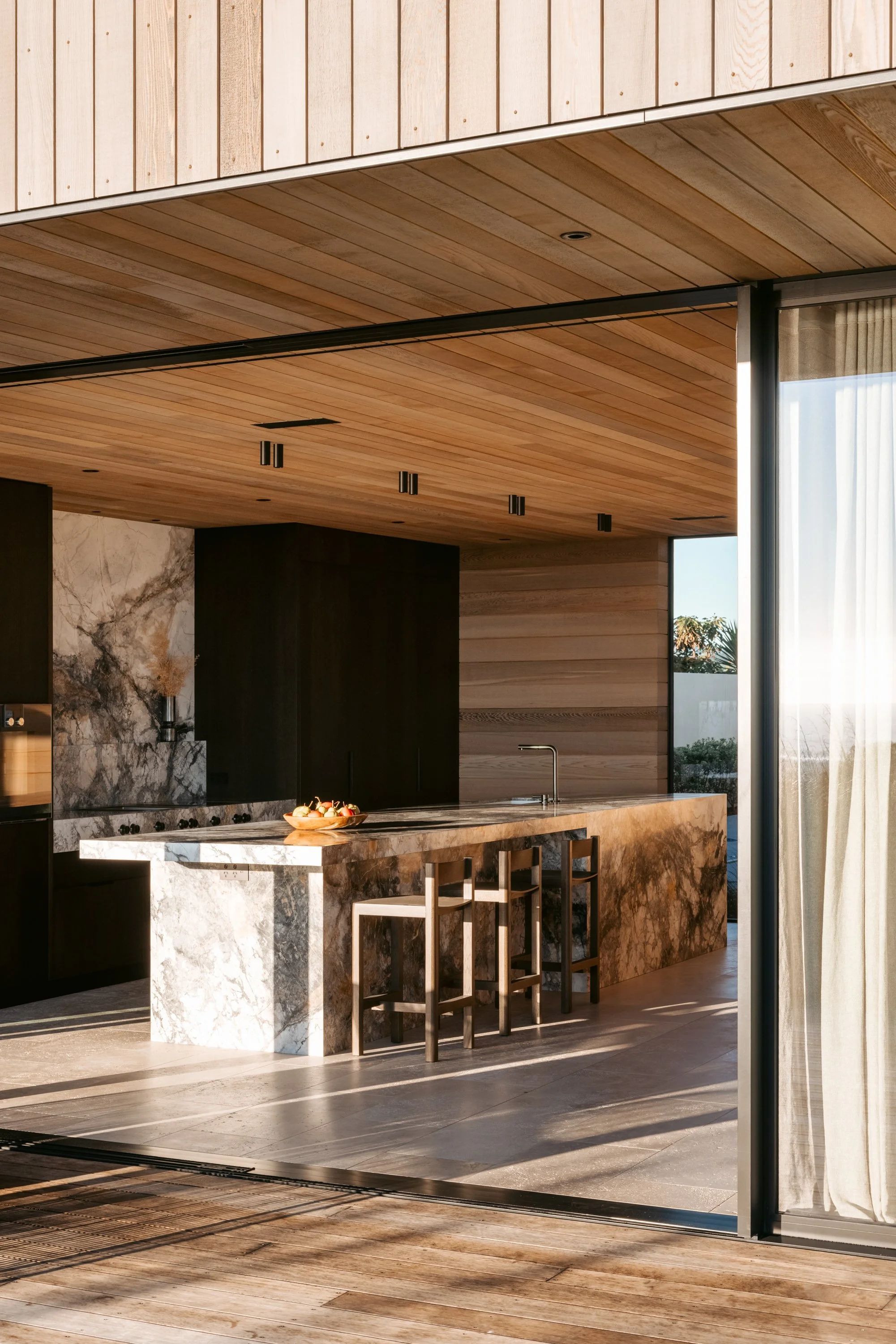 the-retreat-papamoa-kitchen-08.jpg
