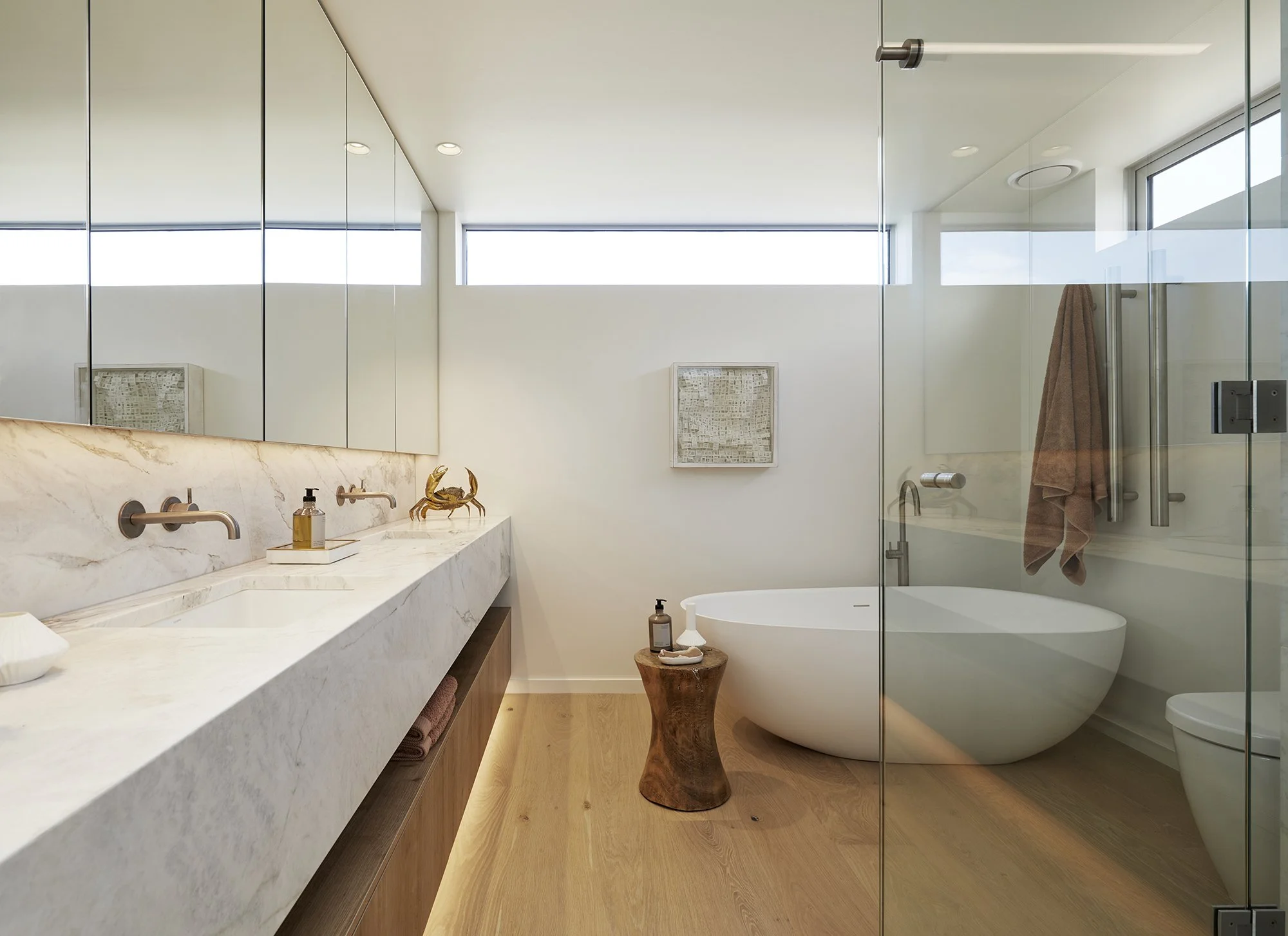 Bathroom in Surf’s Edge Tauranga home with contemporary coastal design