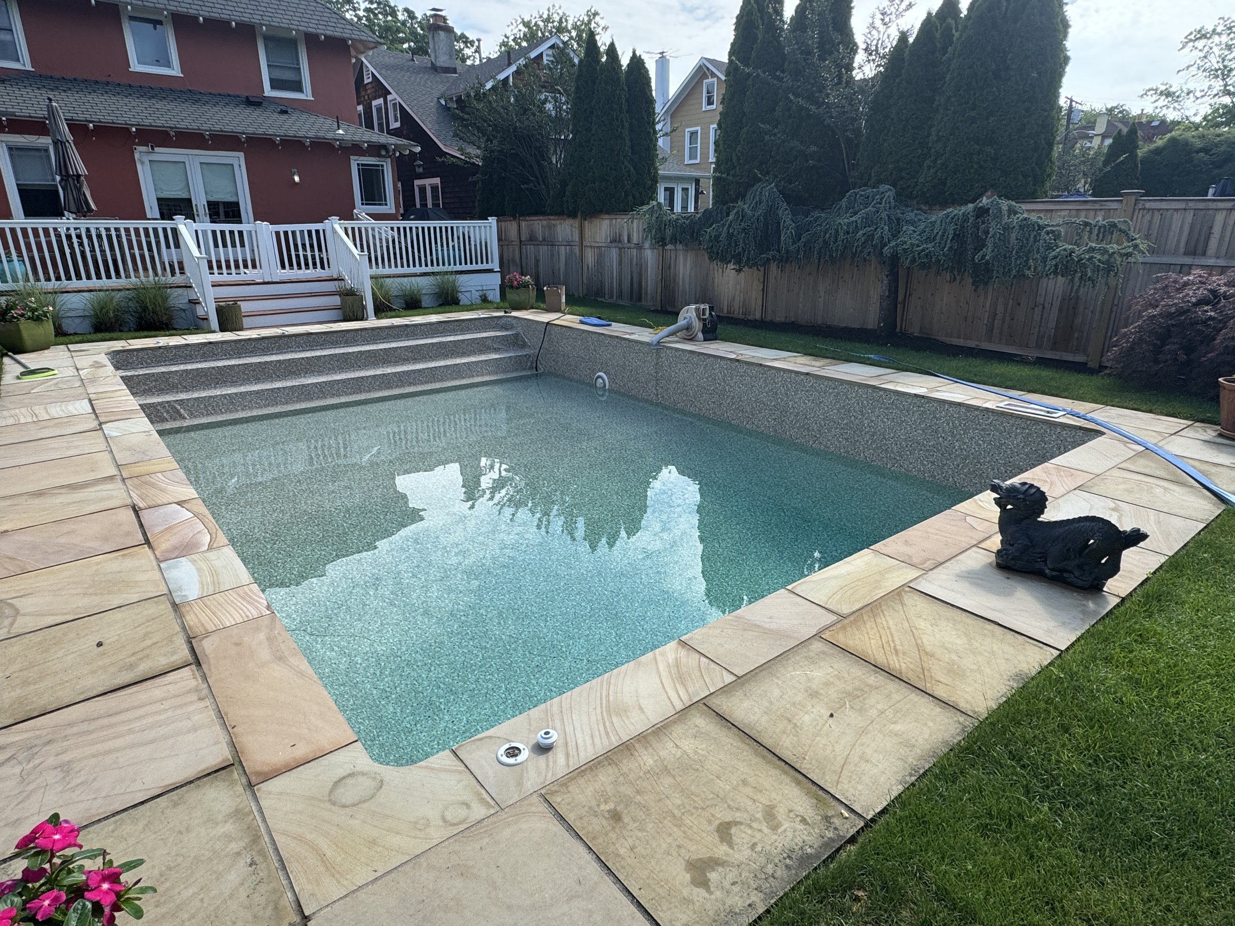 Tremezzo by LOOP-LOC