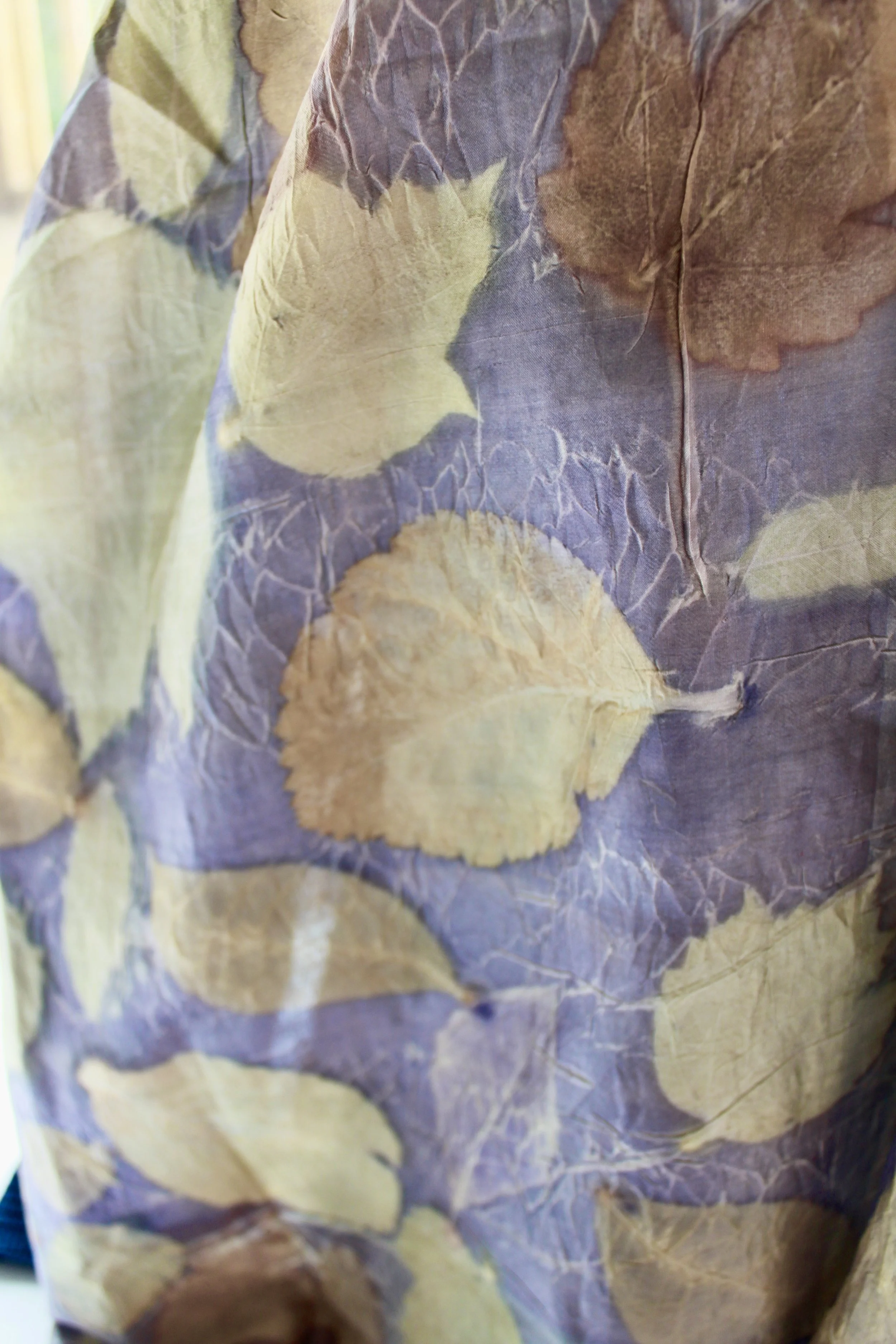 pale purple blue detail.JPG