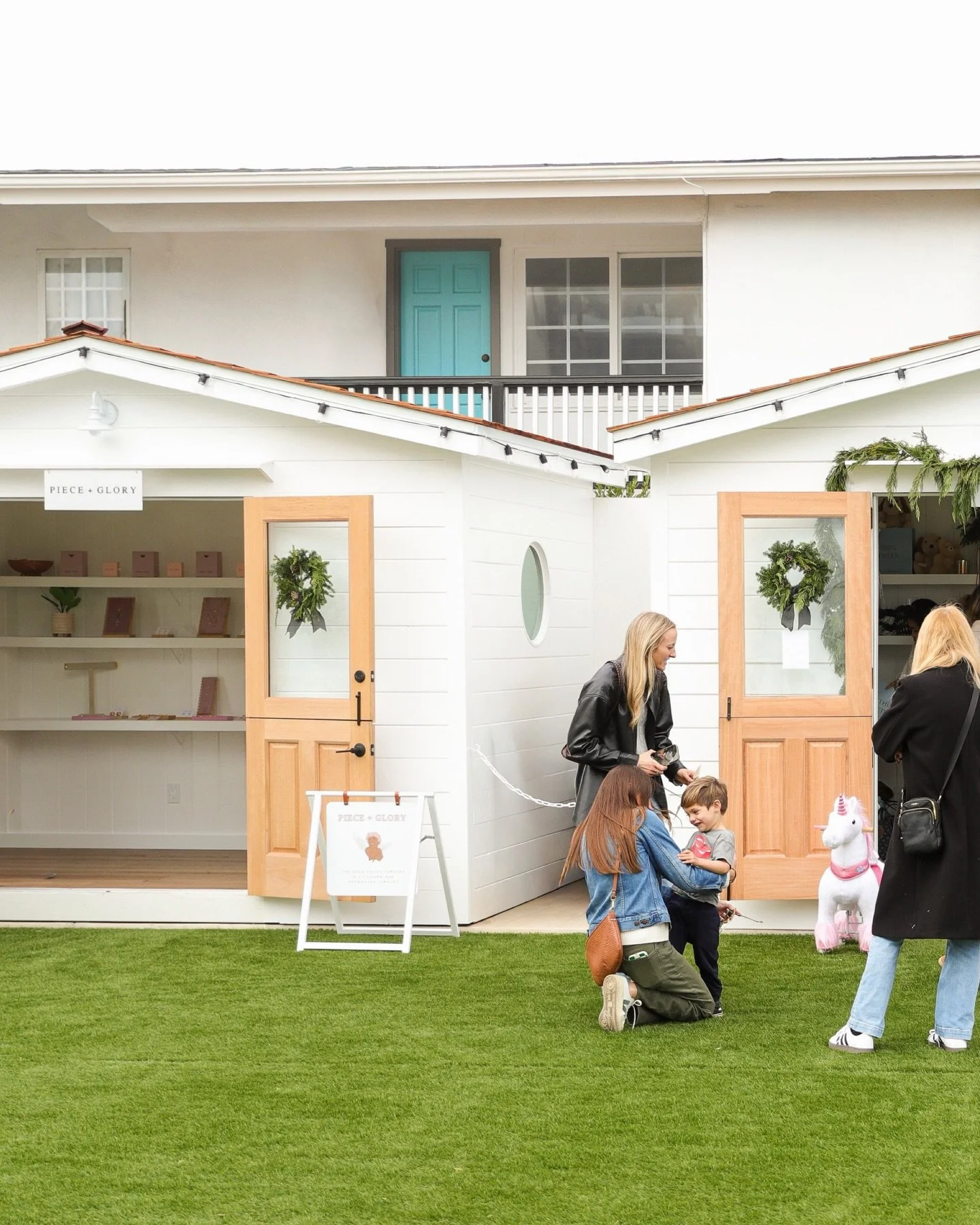 Families, friends, neighbors &mdash; we&rsquo;ve been loving seeing you spend time here.⁠
⁠
A little space by the harbor turned into something special.⁠ Thanks for making it feel like home. #TheShoreatLidoMarinaVillage