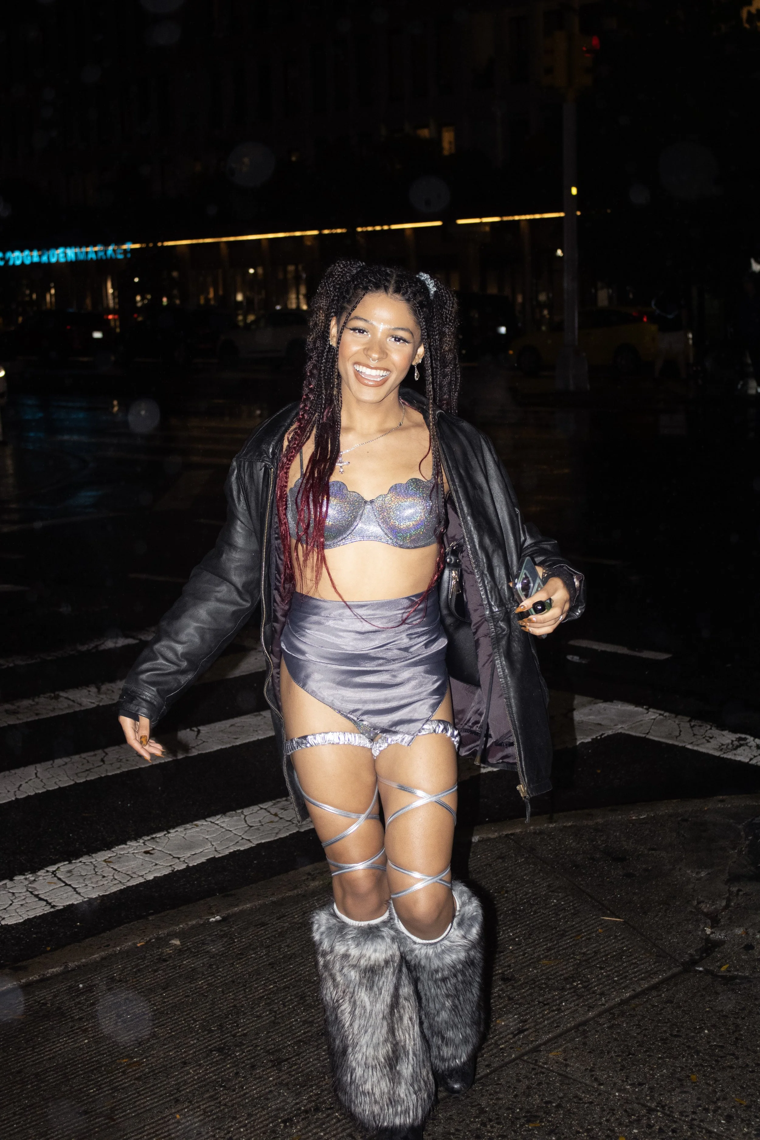 rave8.jpg