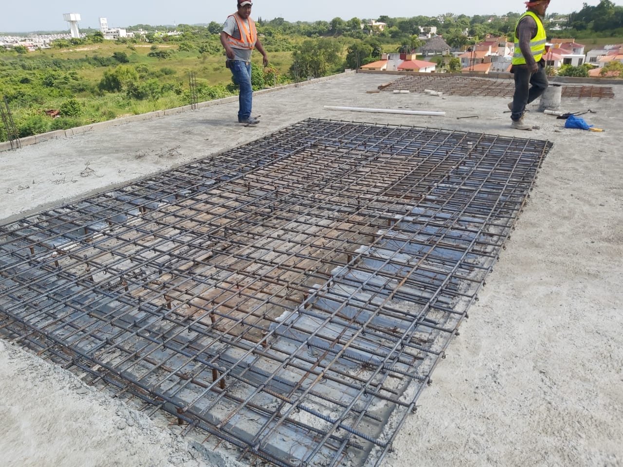Obra civil e infraestructura para instalaciones industriales GOMEX”