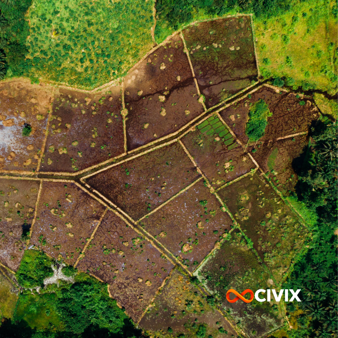 Vista aérea de terreno utilizada para levantamiento y análisis topográfico.