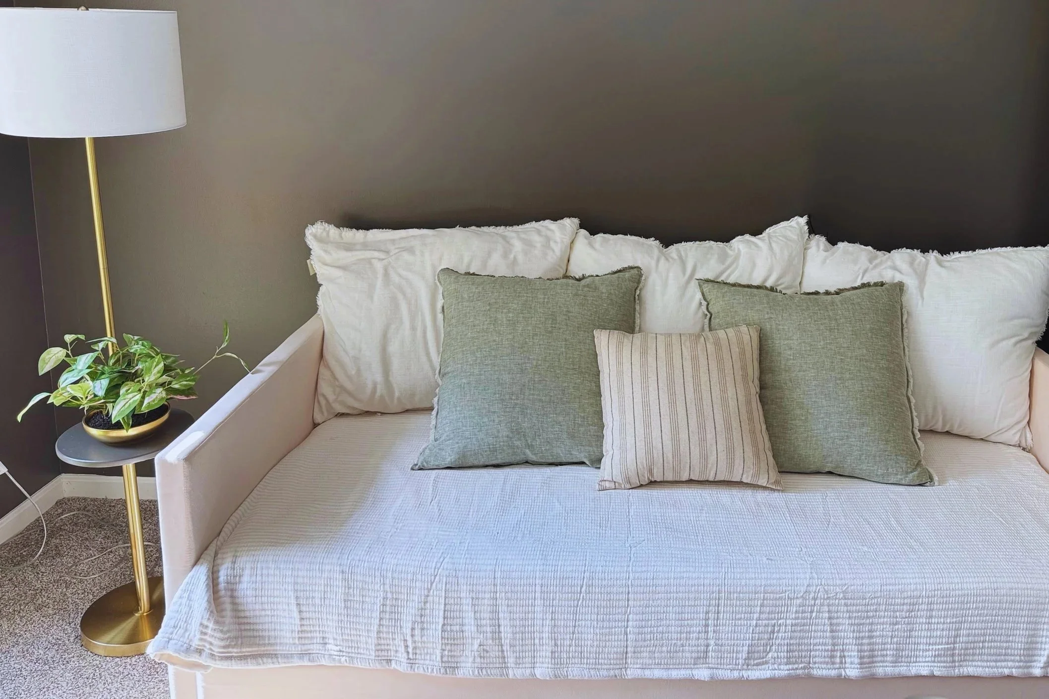 Office+Daybed+-+Edited.jpg