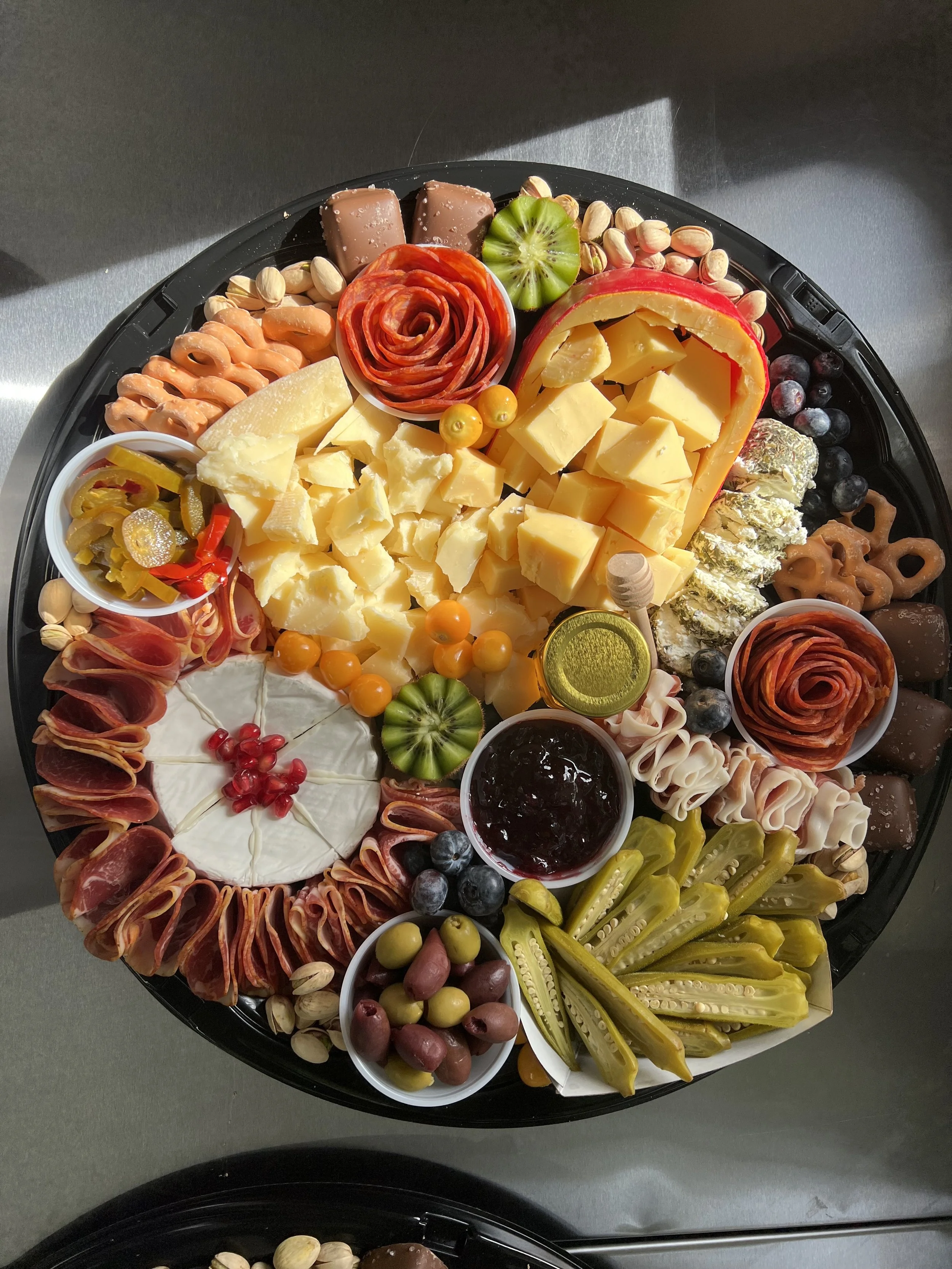16" Charcuterie Board