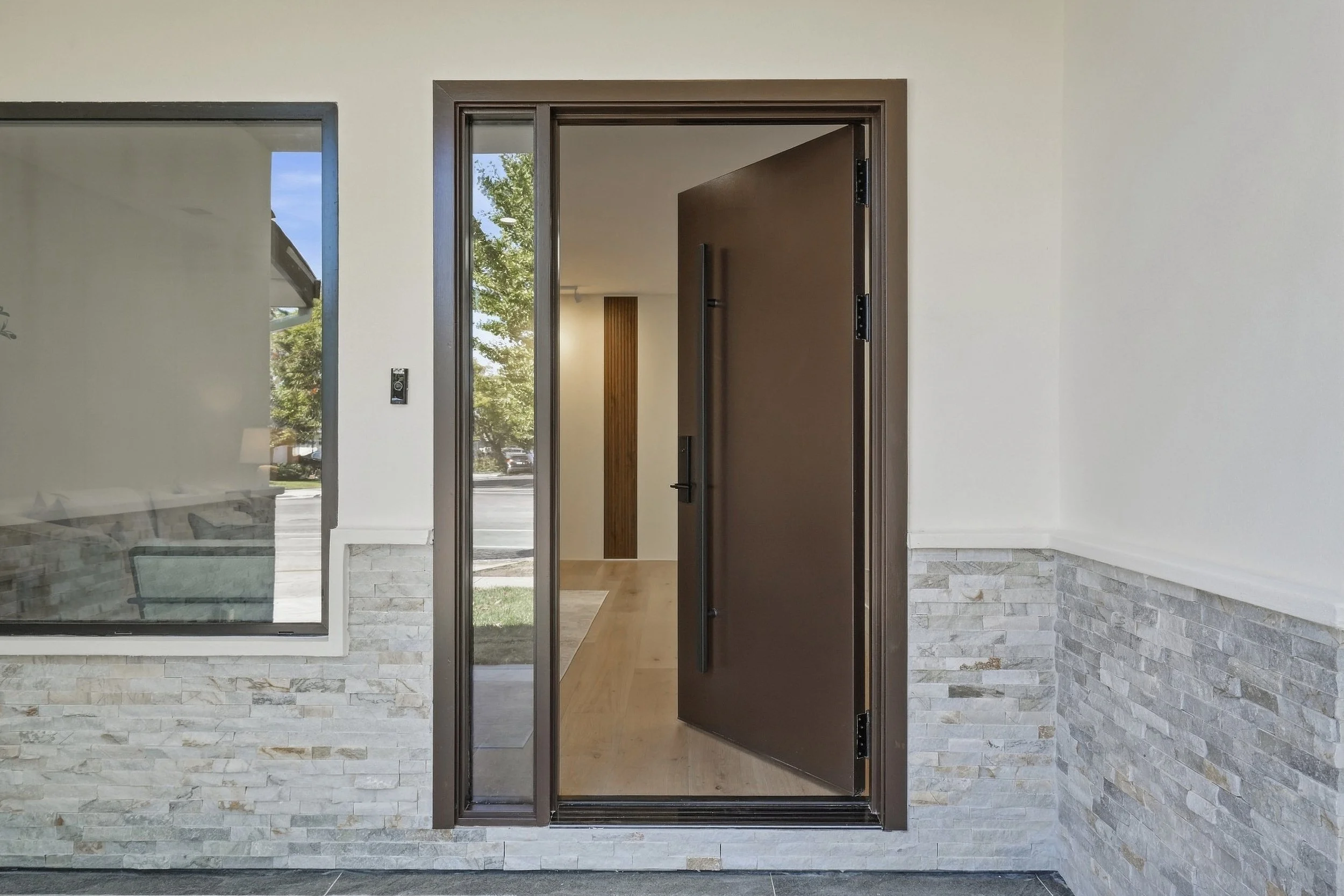 4654 Williams Rd-4.jpg