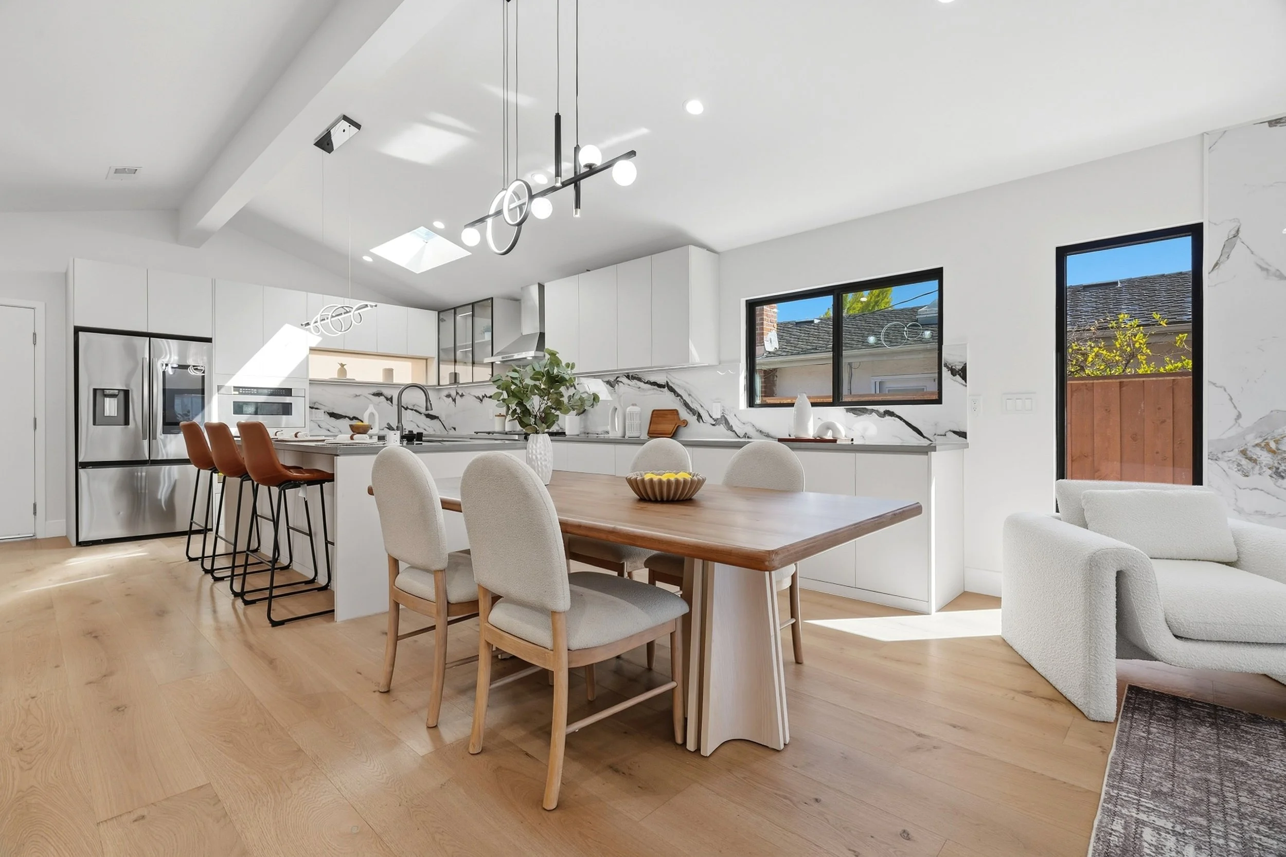 4654 Williams Rd-10.jpg