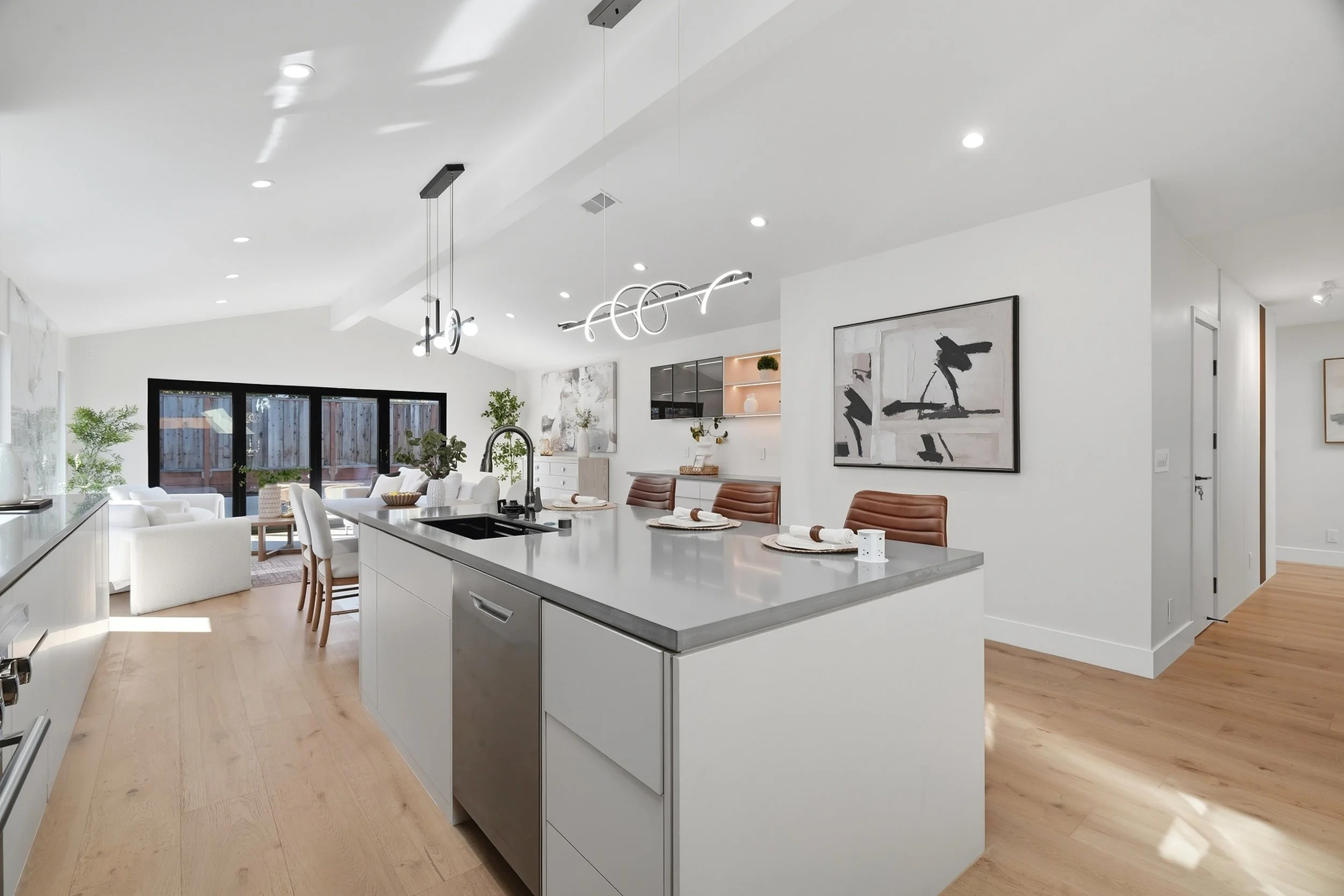 4654 Williams Rd-13.jpg