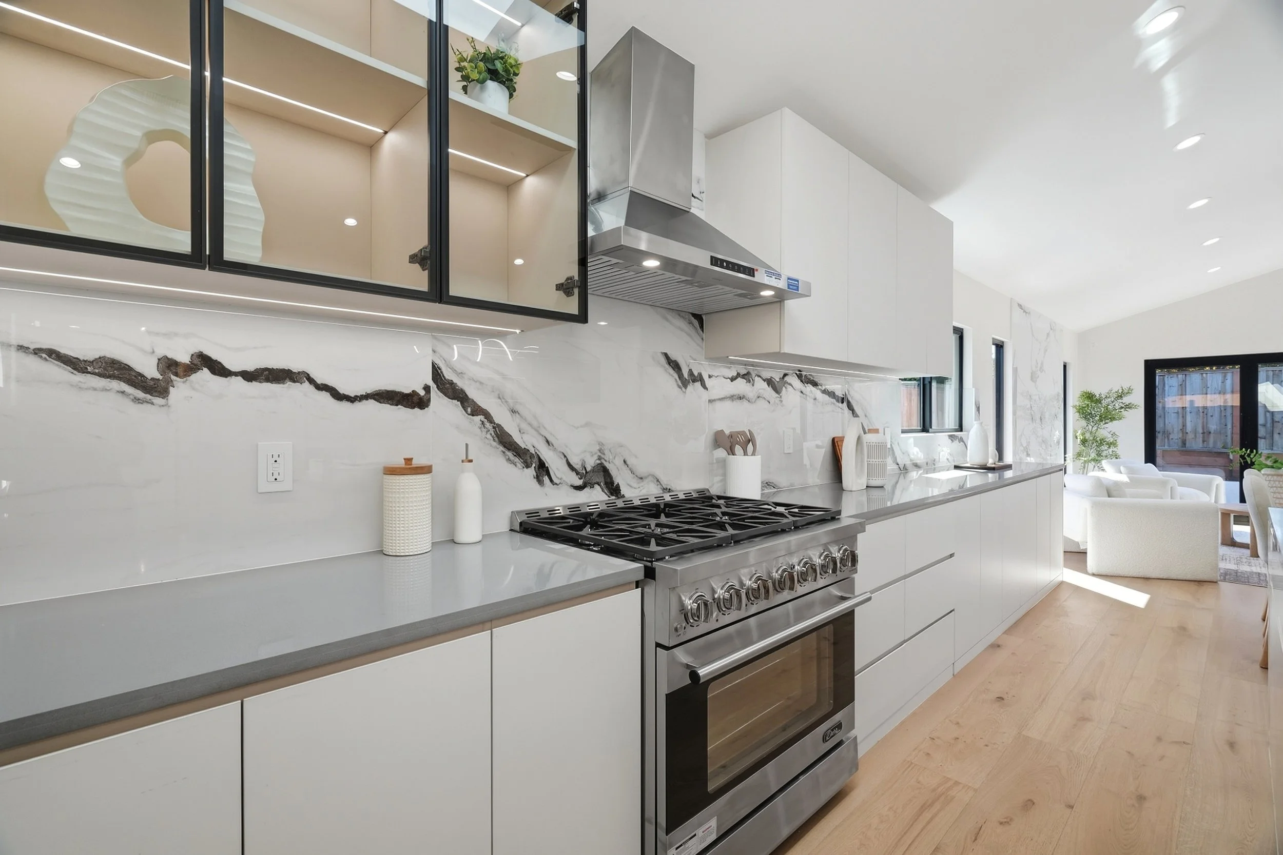 4654 Williams Rd-12.jpg