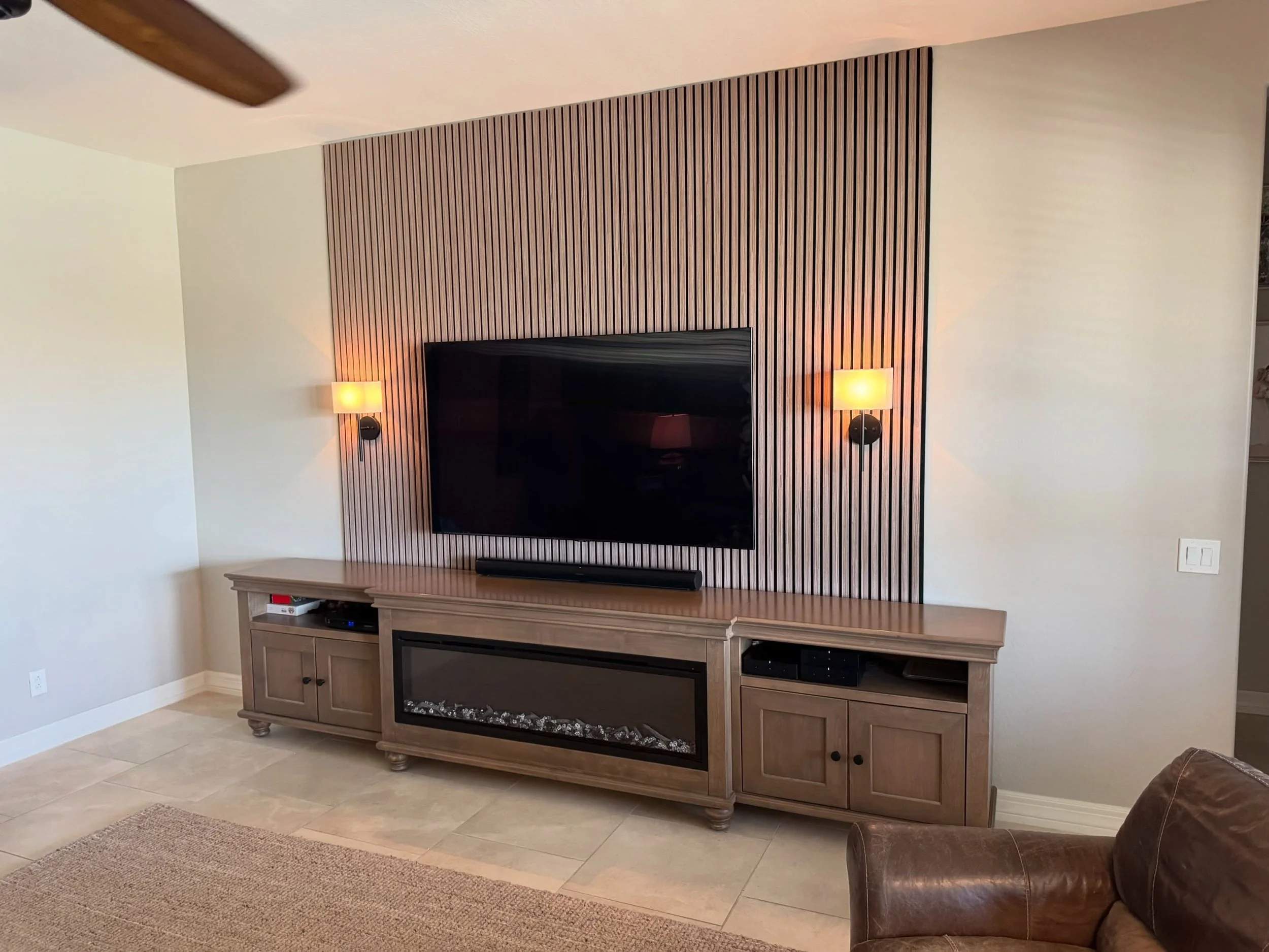 Beautiful media wall installation by our neighbor and partner @rustic_creek_creations_llc 🏠🔨#queencreek #queencreekmoms #queencreekaz