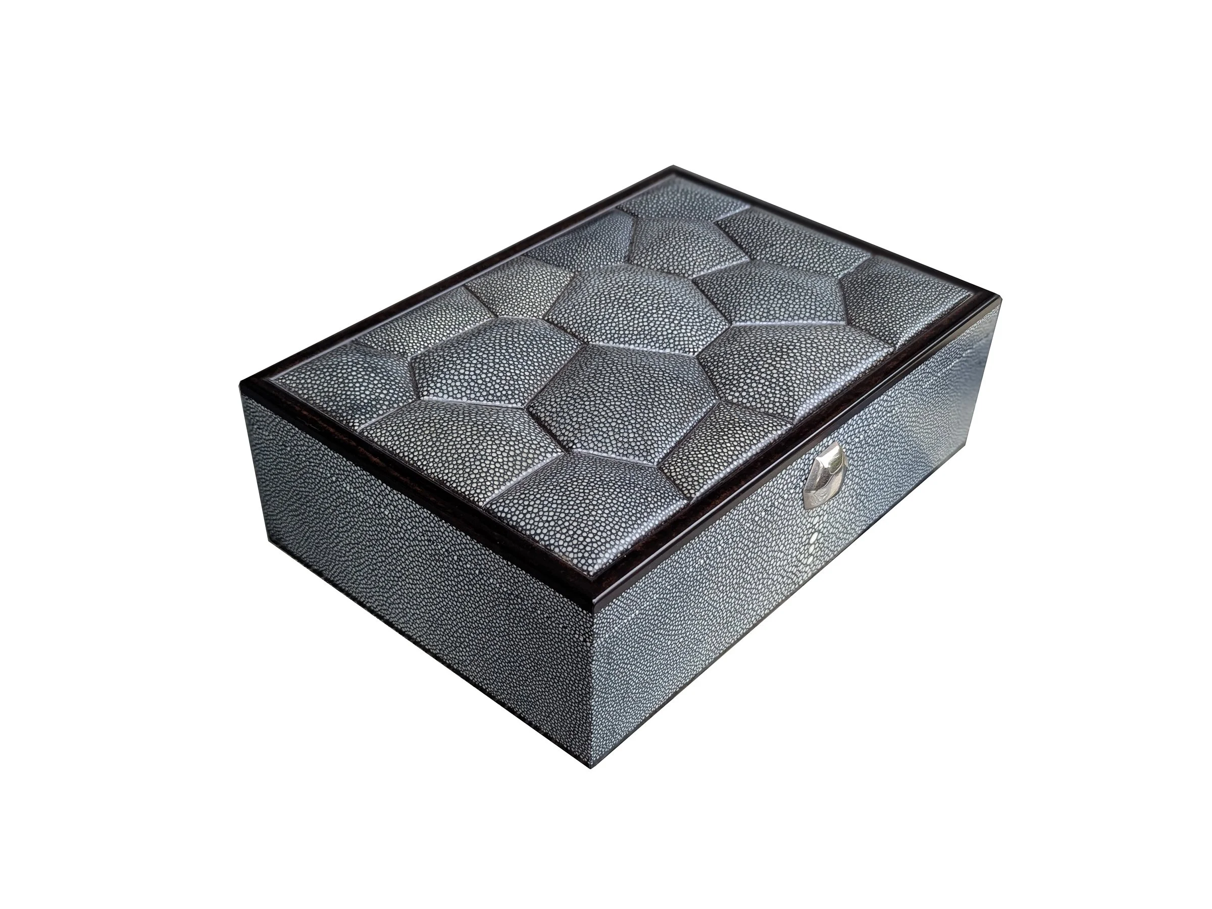 bubble-box-shagreen-leather-ebony -Phone (4).jpg