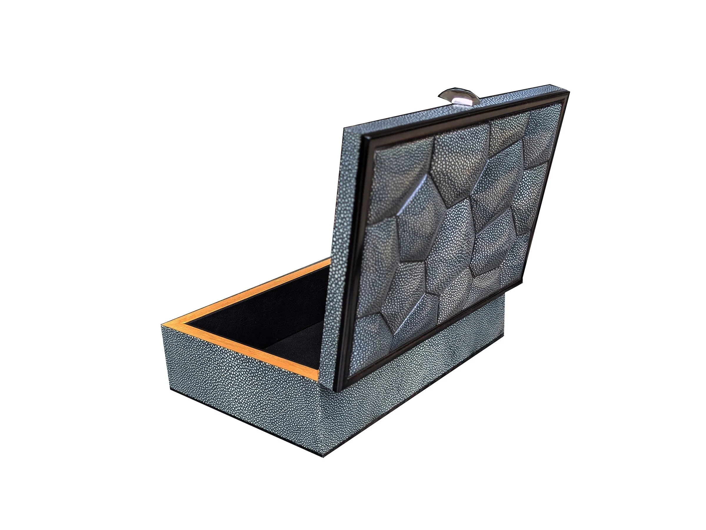 bubble-box-shagreen-leather-ebony -Phone (13).jpg