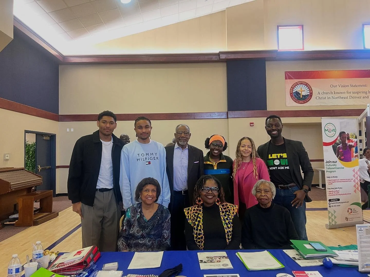 The Mile High Medical Society, in partnership with New Hope Baptist Church, recently hosted an empowering event focused on tackling obesity and embracing holistic health in the Black community. 👨🏽‍⚕️🚵🏽
With a dynamic panel of physicians, pha