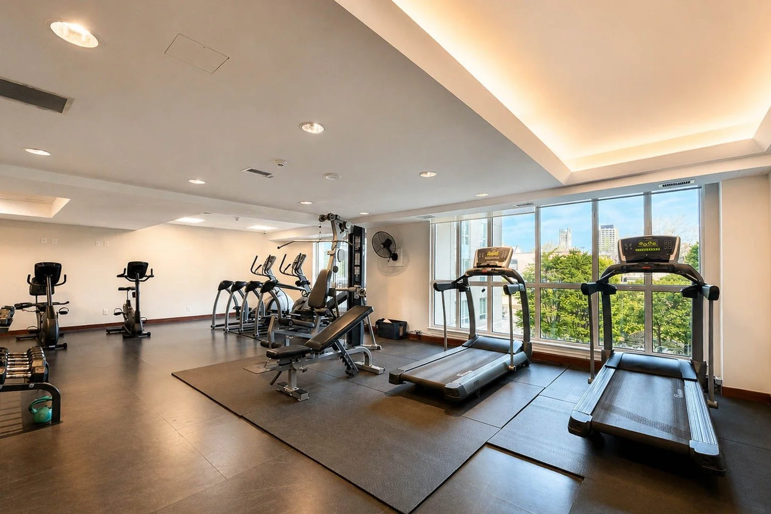 18_Gym_2.jpg