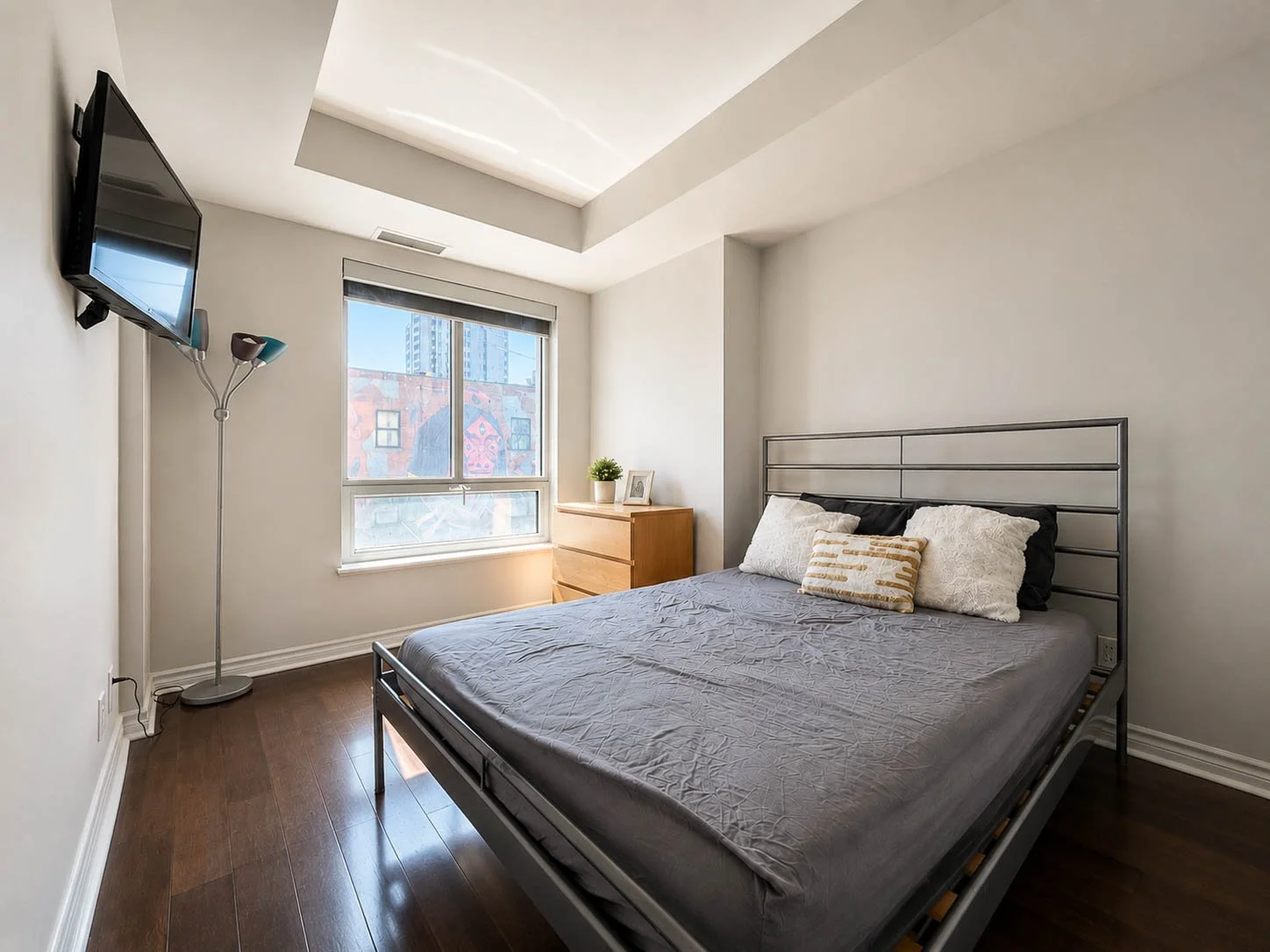 Bedroom photo 1.jpg
