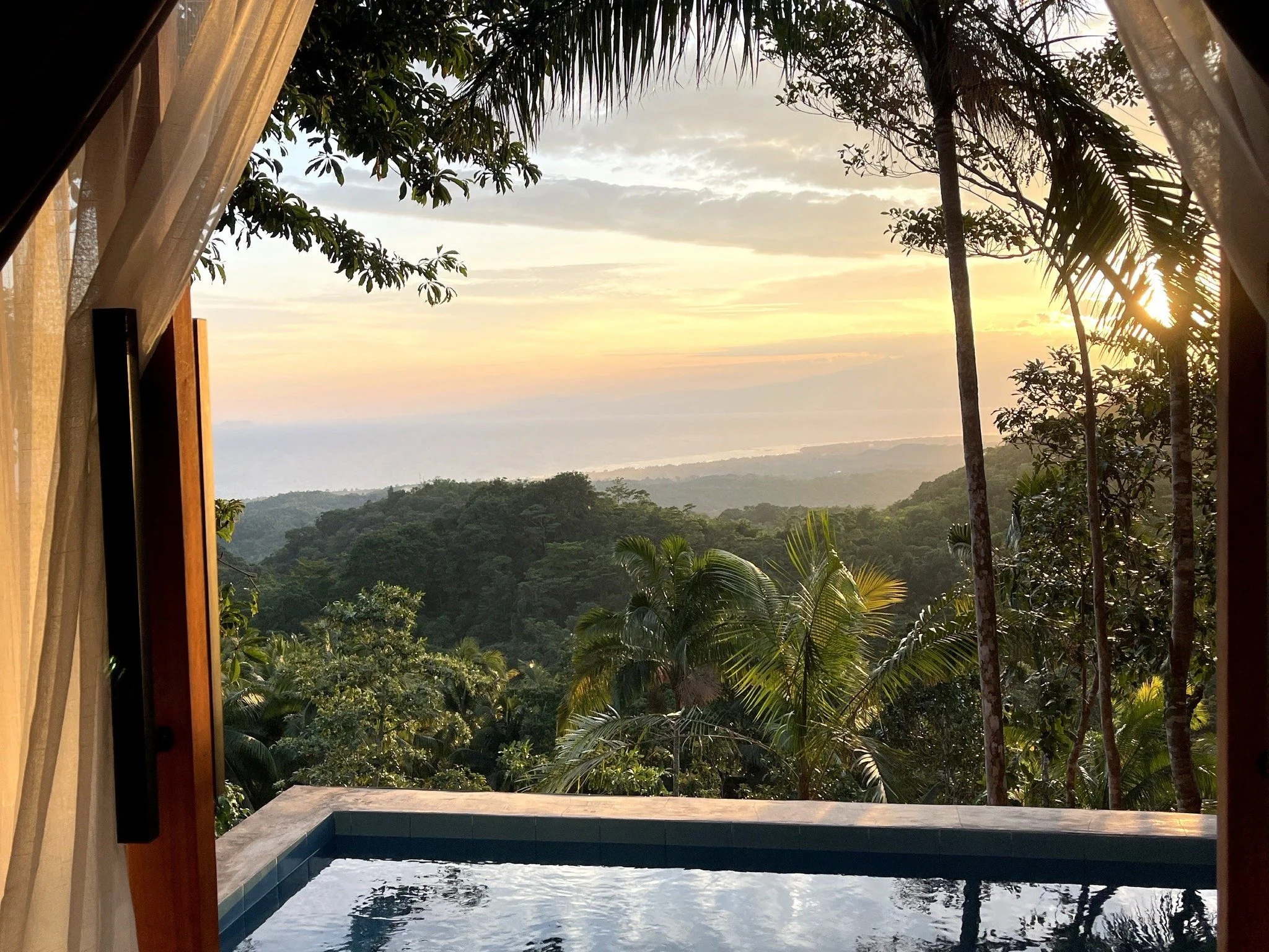 PRIVATE SALWATER POOL