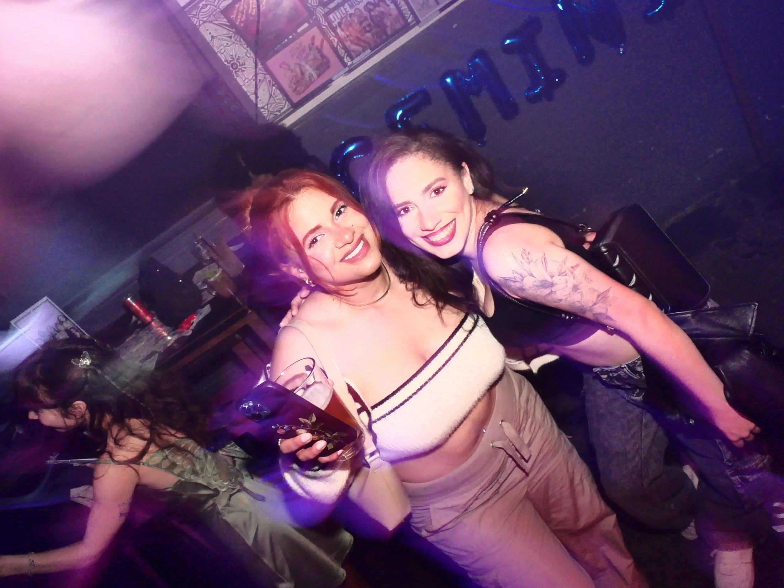 JOLENES -020.jpg
