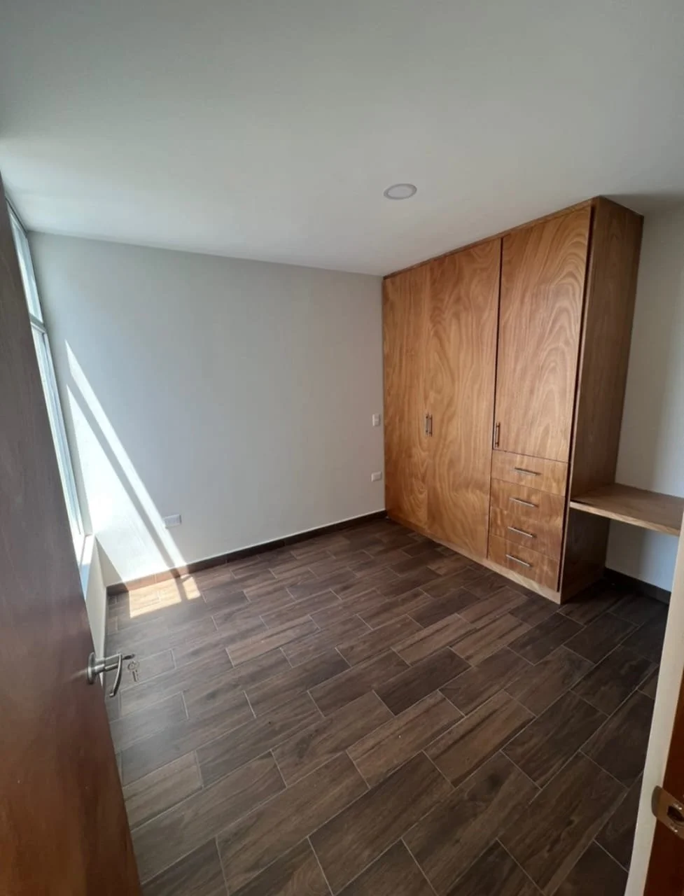 WhatsApp Image 2025-11-06 at 16.41.30 (9).jpeg