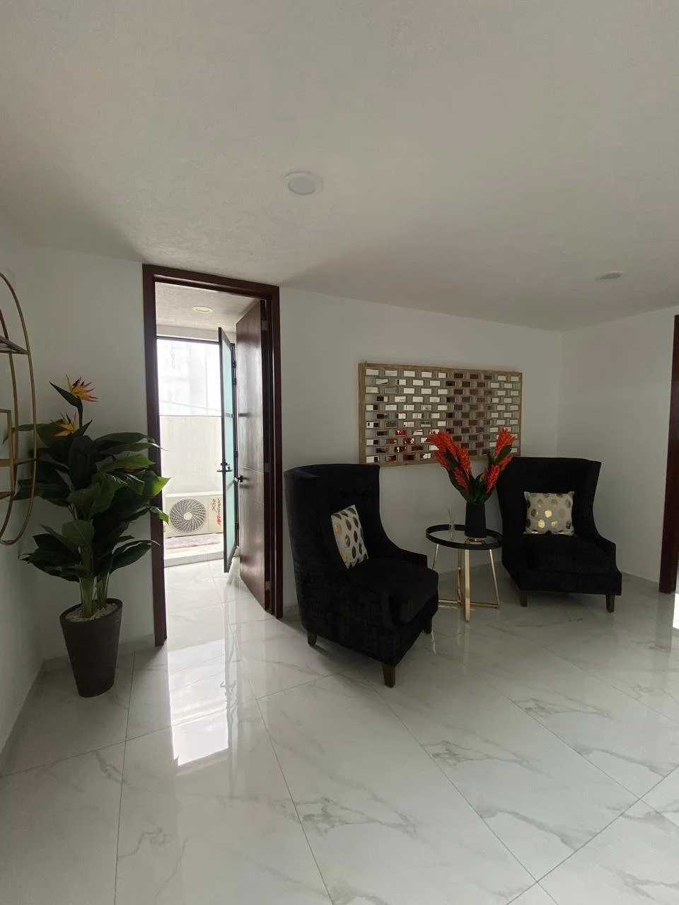 WhatsApp Image 2025-11-01 at 10.03.51 (5).jpeg