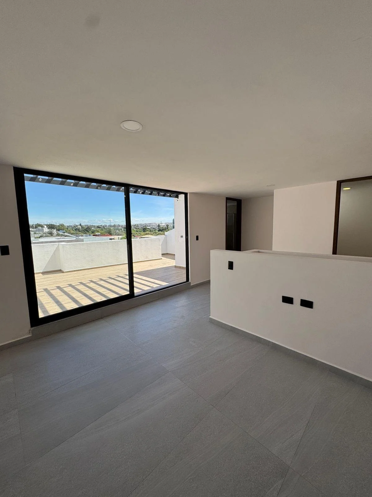 WhatsApp Image 2026-01-08 at 23.00.12 (5).jpeg