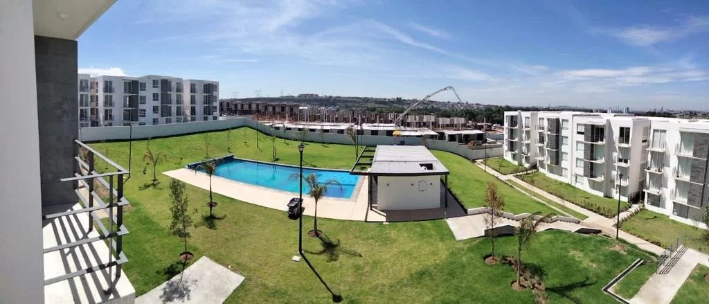 WhatsApp Image 2024-11-06 at 19.49.13 (9).jpeg