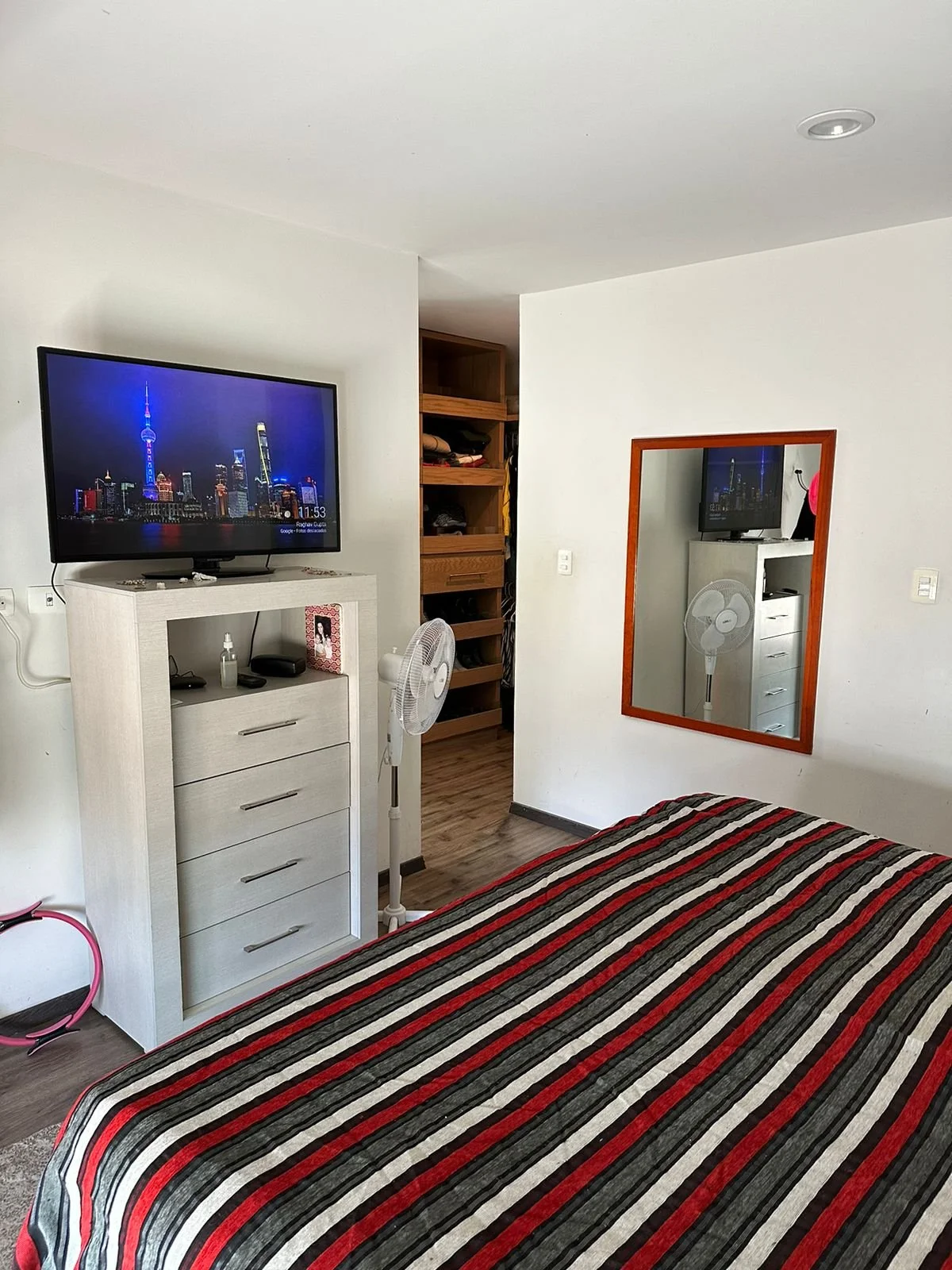 WhatsApp Image 2025-11-01 at 10.10.11 (2).jpeg