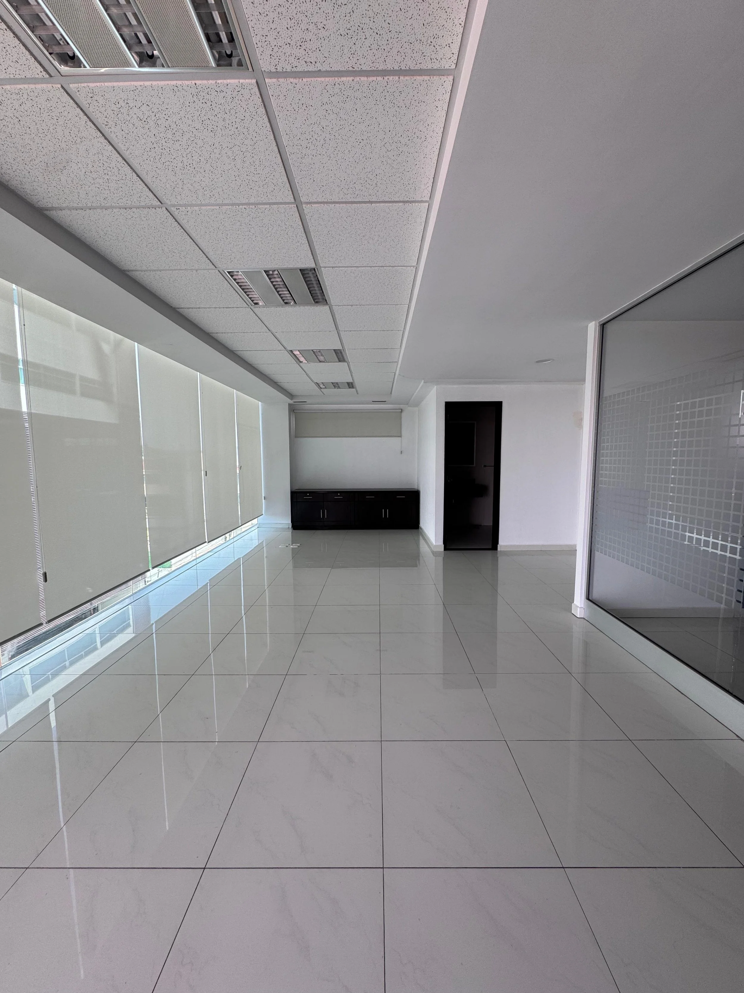 WhatsApp Image 2025-11-16 at 15.21.04 (14).jpeg