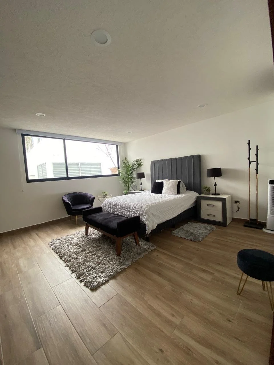 WhatsApp Image 2025-11-01 at 10.03.51 (1).jpeg