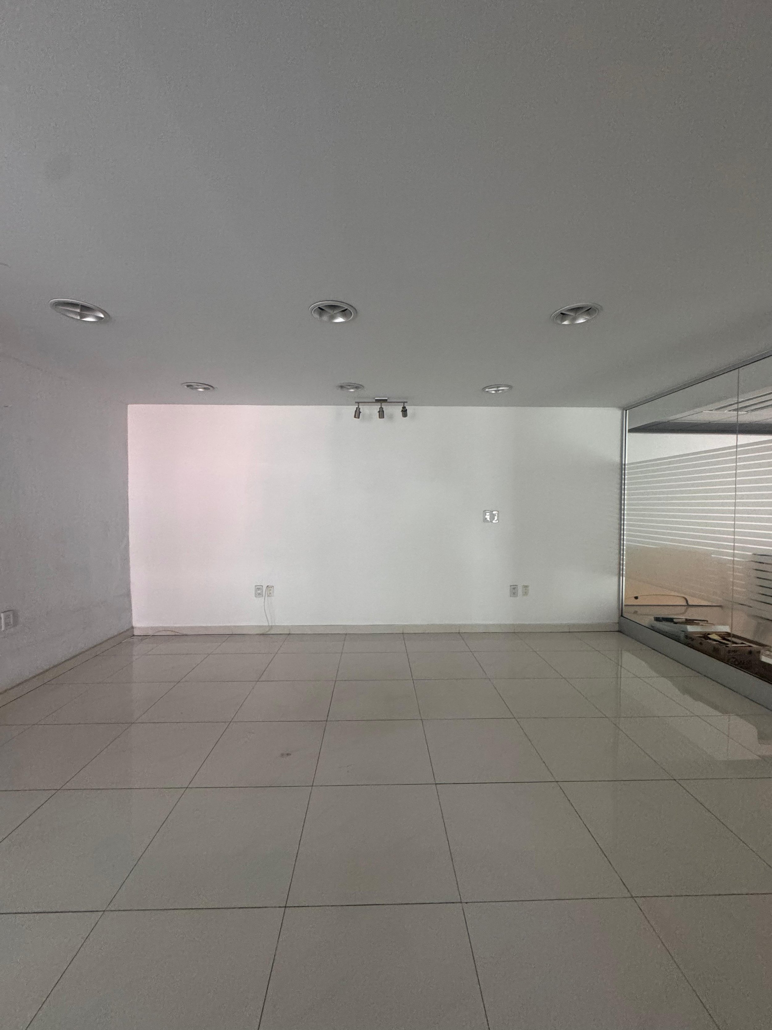 WhatsApp Image 2025-11-16 at 15.21.06 (21).jpeg