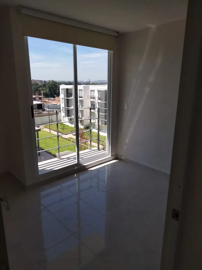 WhatsApp Image 2024-11-06 at 19.49.12 (4).jpeg