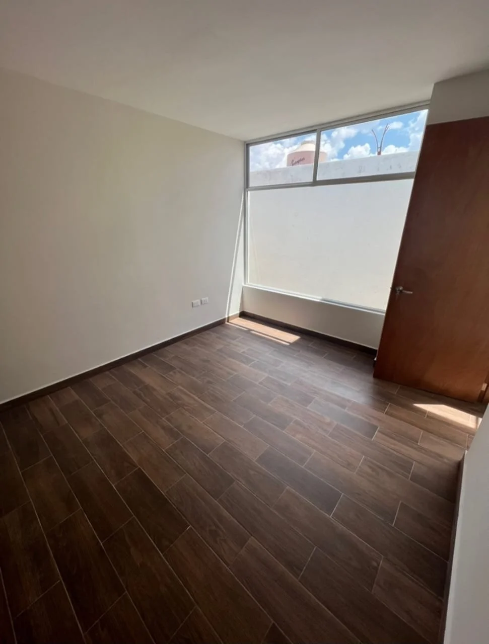 WhatsApp Image 2025-11-06 at 16.41.29 (5).jpeg