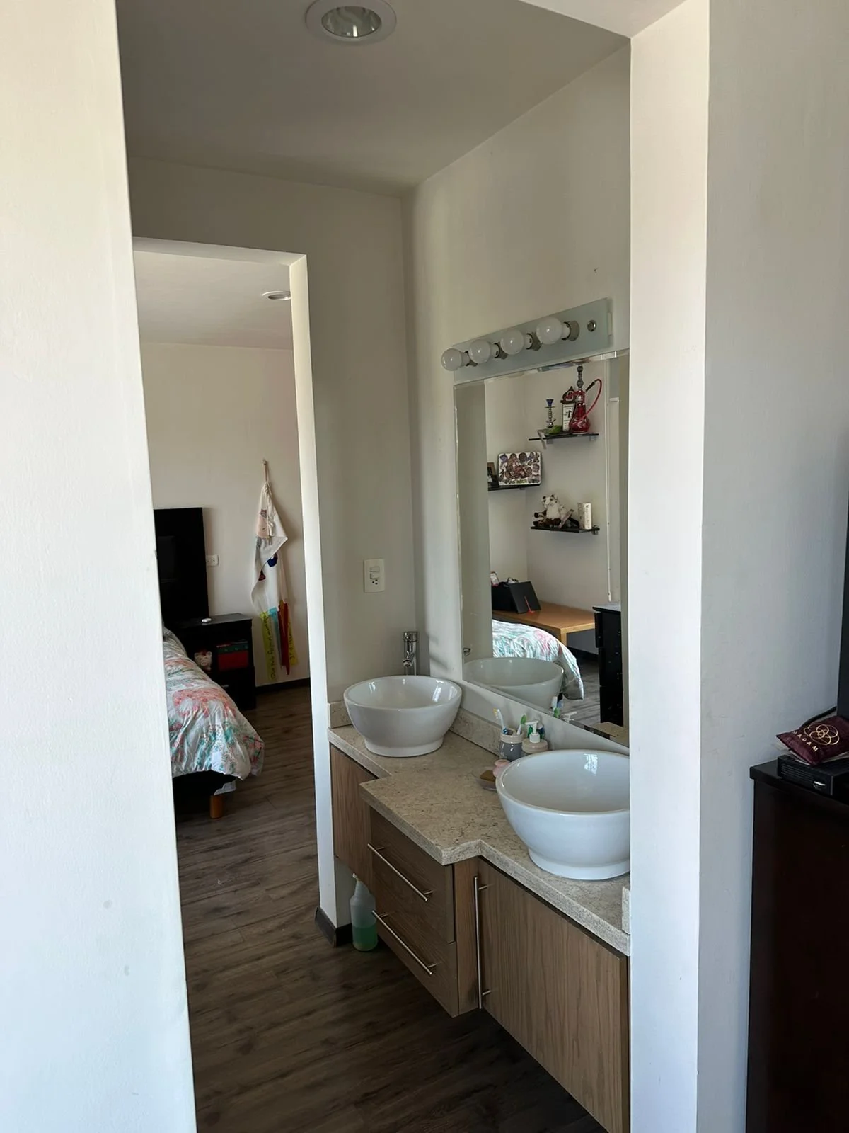 WhatsApp Image 2025-11-01 at 10.10.10 (5).jpeg