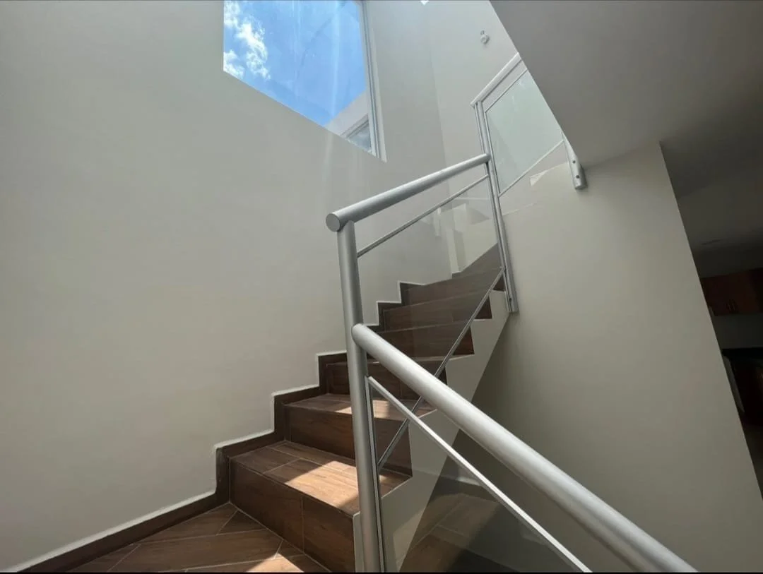 WhatsApp Image 2025-11-06 at 16.41.30 (12).jpeg