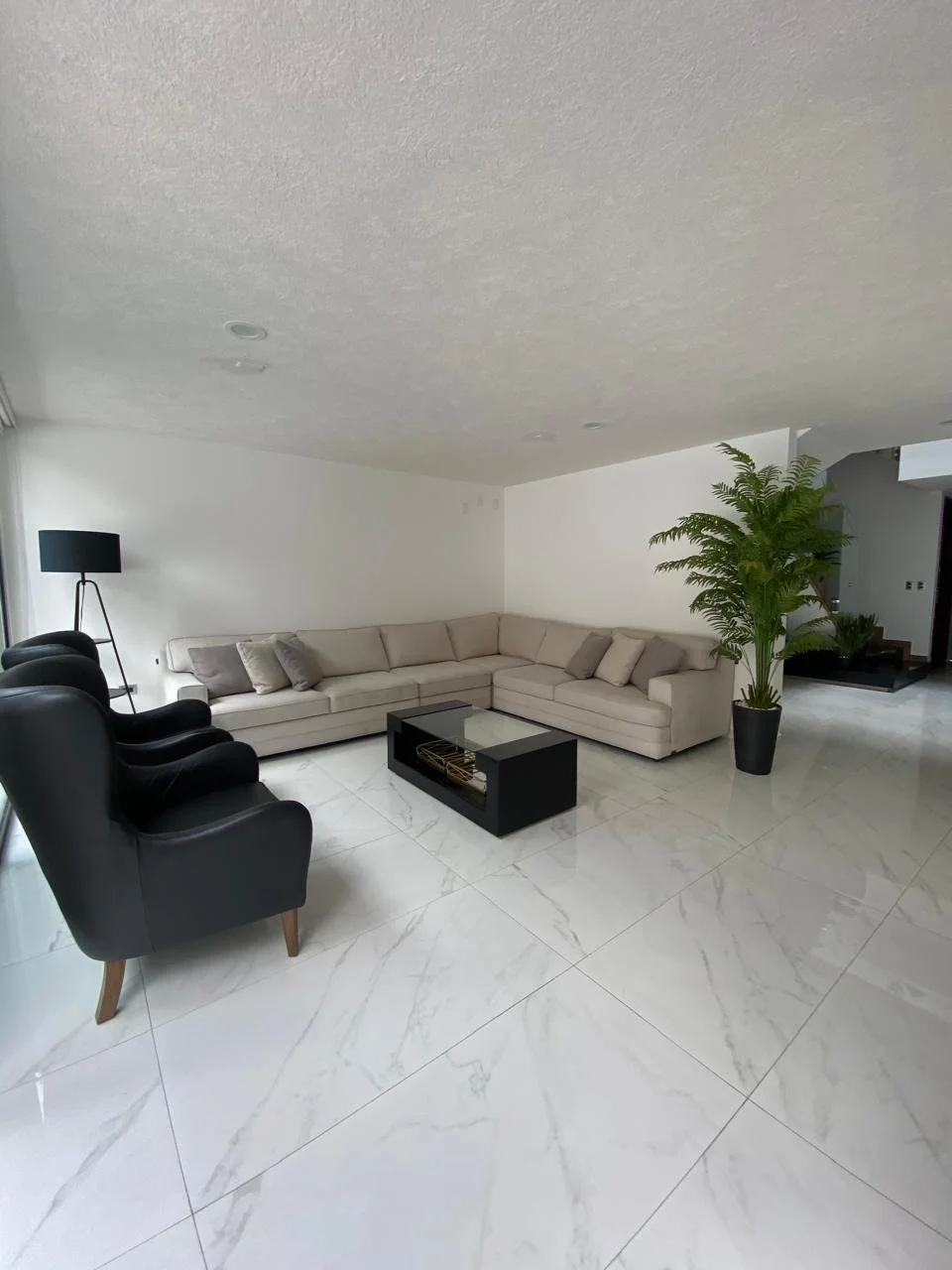 WhatsApp Image 2025-11-01 at 10.03.50 (7).jpeg