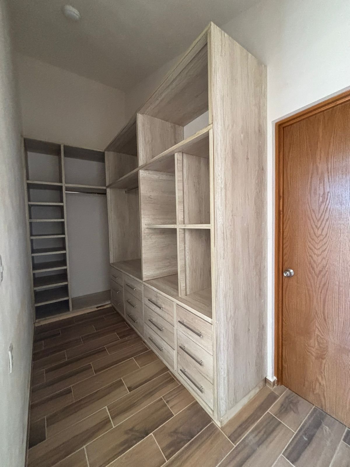 WhatsApp Image 2026-01-10 at 17.17.18 (1).jpeg