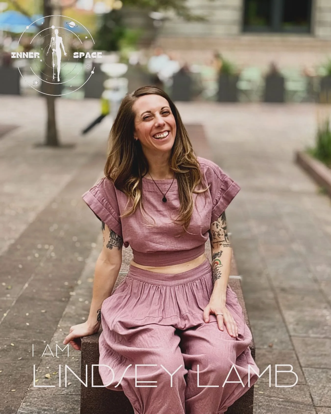 I&rsquo;ve lived many lives in this one lifetime&hellip;painter, dancer, music specialist, financial planner, ranch owner, Kriya teacher, essential oils enthusiast, wellness guide, curator, daughter + friend. I&rsquo;ve loved every single chapter. Ch
