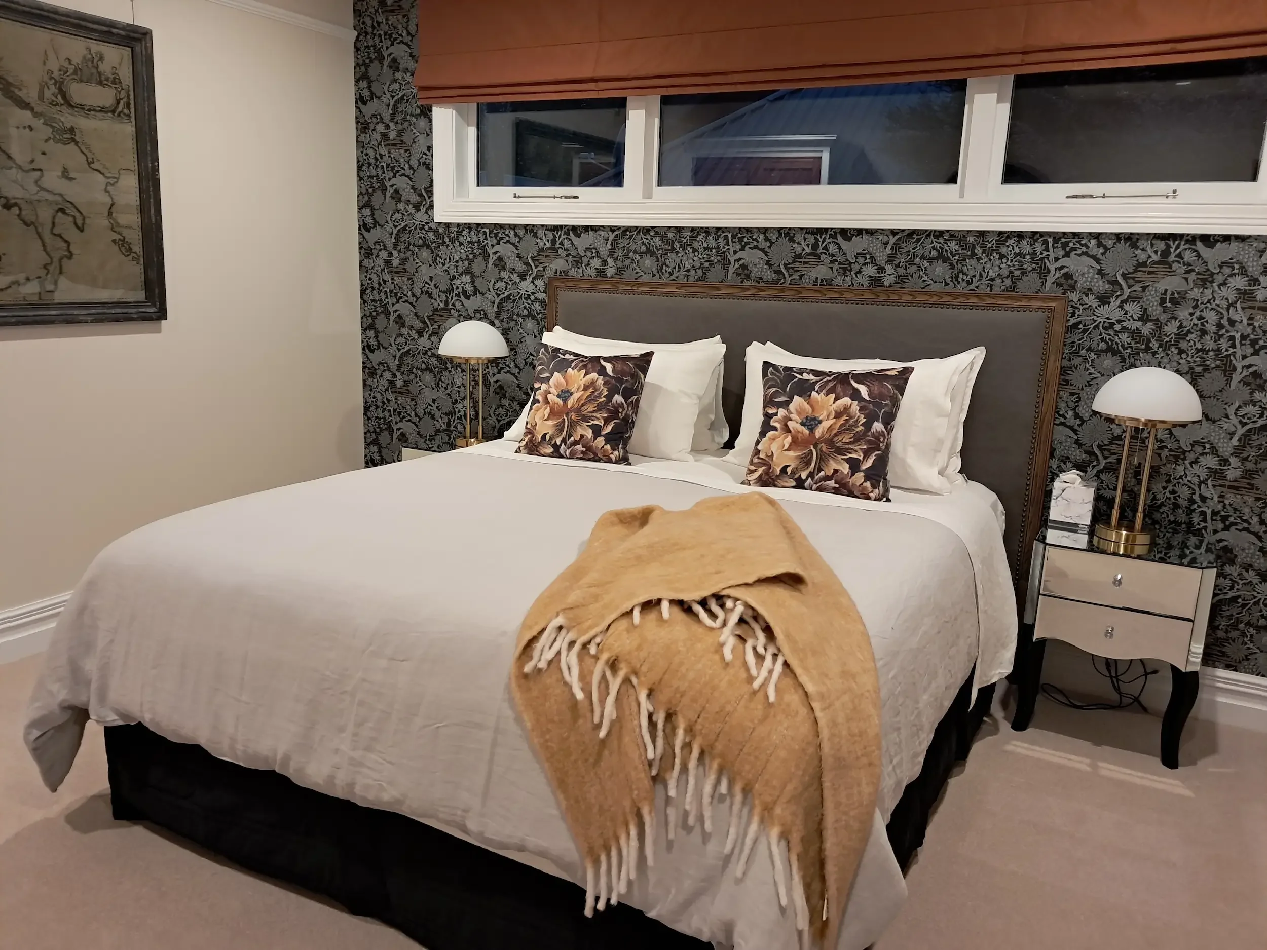 Takahē room at Plane Tree Villa accommodation Christchurch.webp