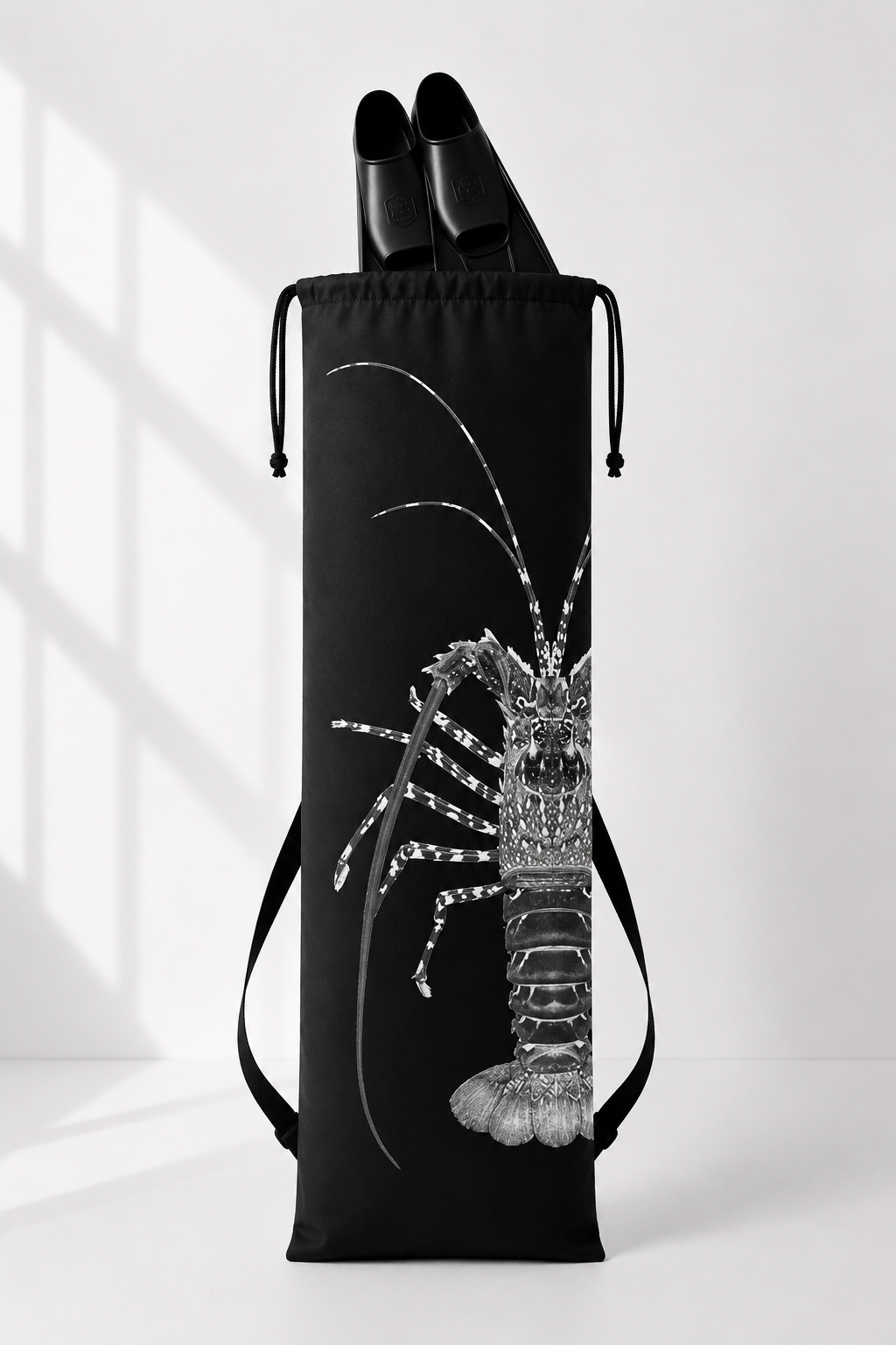 Ornate Crayfish Fin Bag