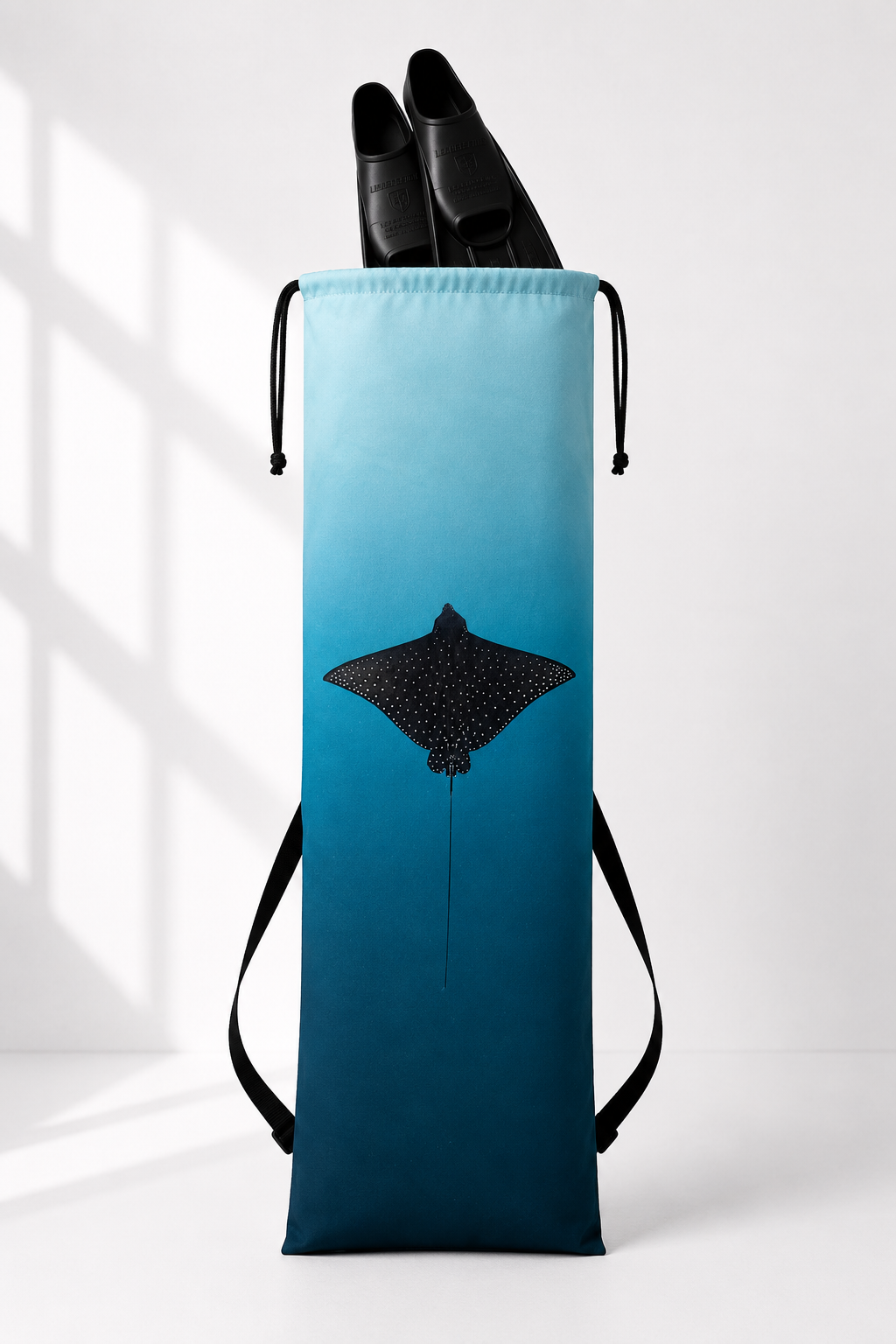 Eagle Ray Fin Bag